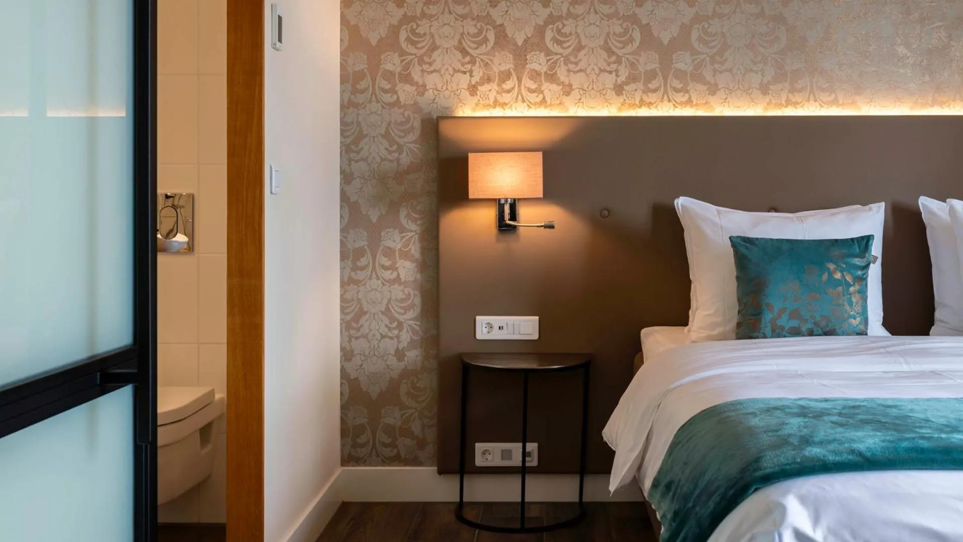 Bed in KerkHotel Biervliet