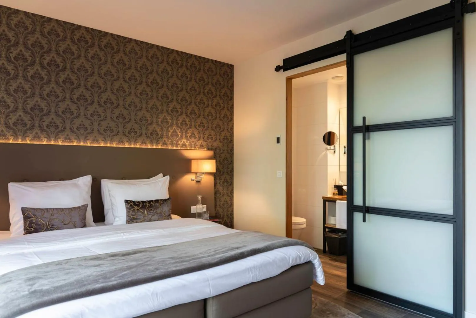 Bed in KerkHotel Biervliet