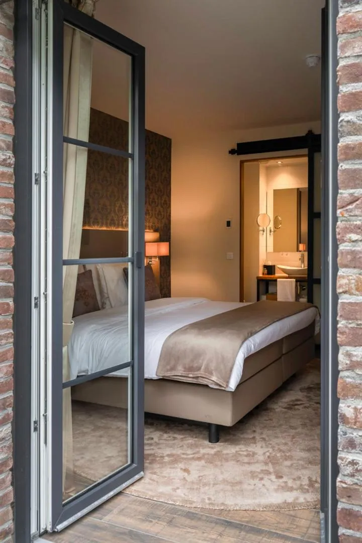 Bed in KerkHotel Biervliet