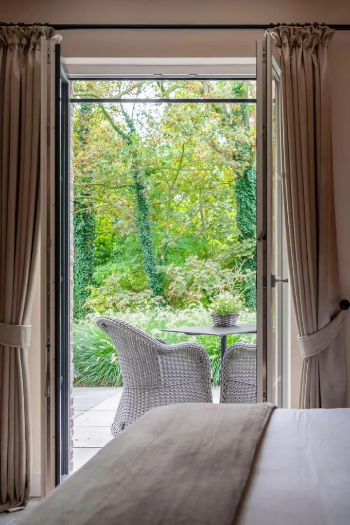 Garden, Bed in KerkHotel Biervliet