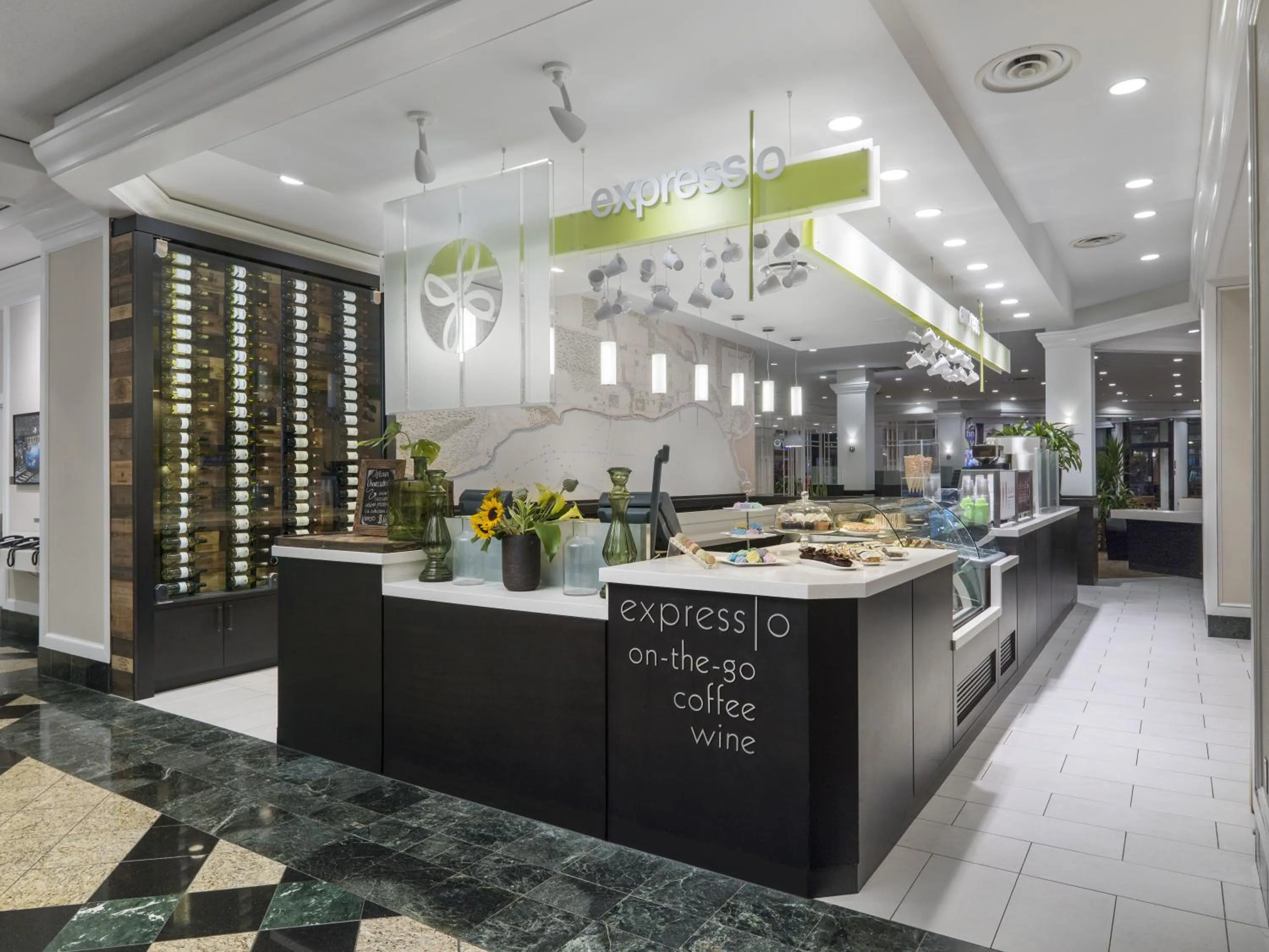 Meals in Chelsea Hotel Toronto