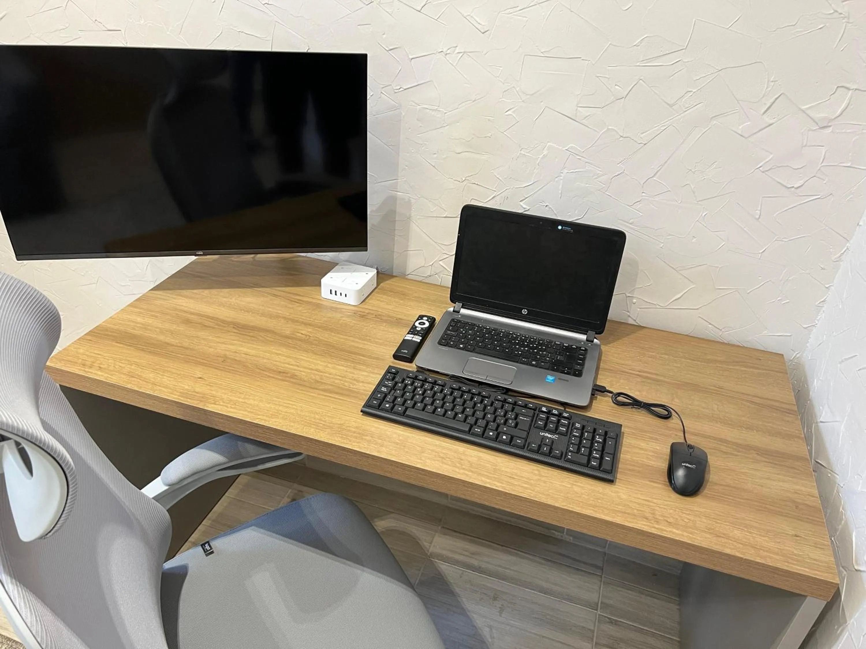 TV and multimedia in Zentrico Boutique