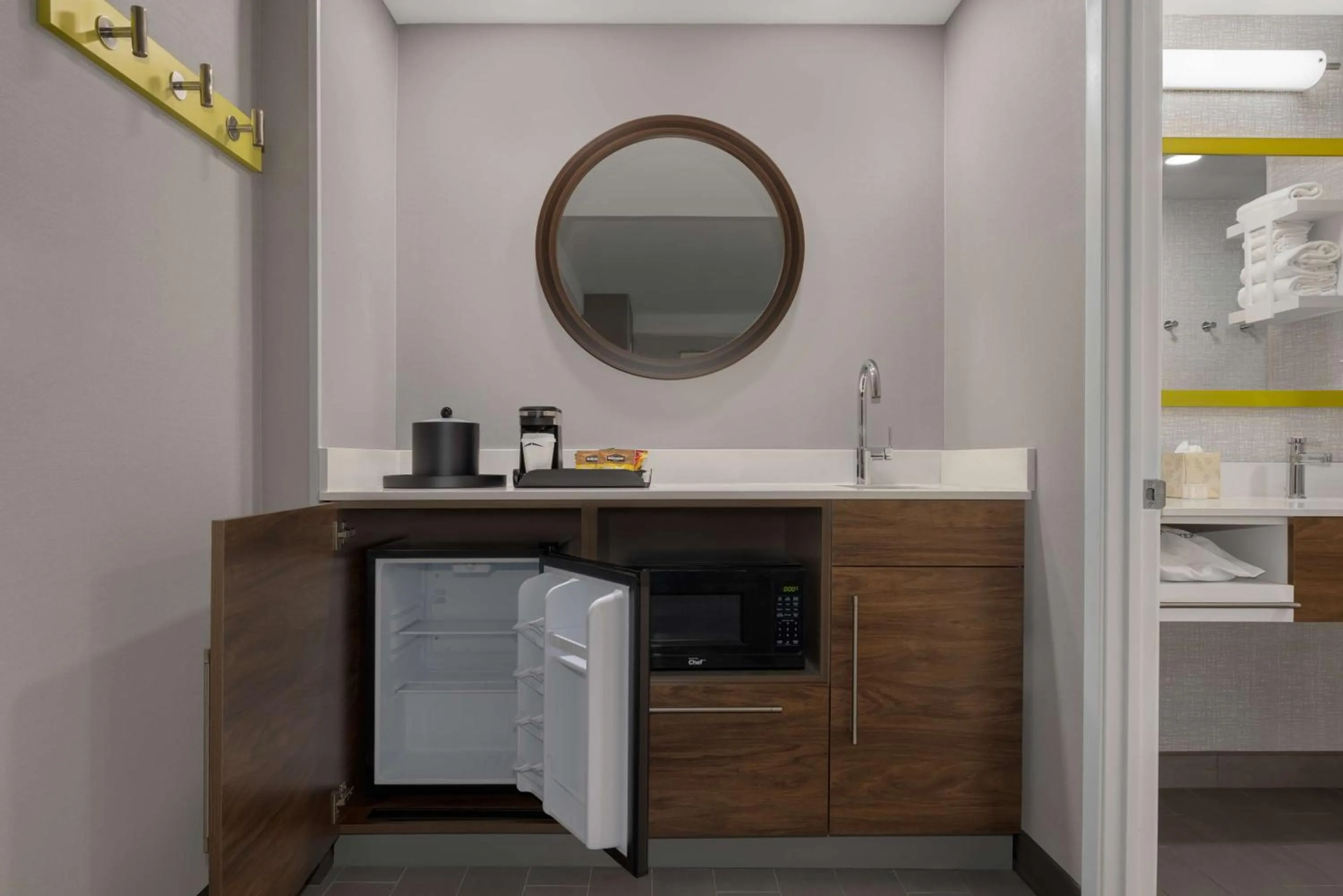 Photo of the whole room in Hampton Inn & Suites by Hilton Toronto Downtown