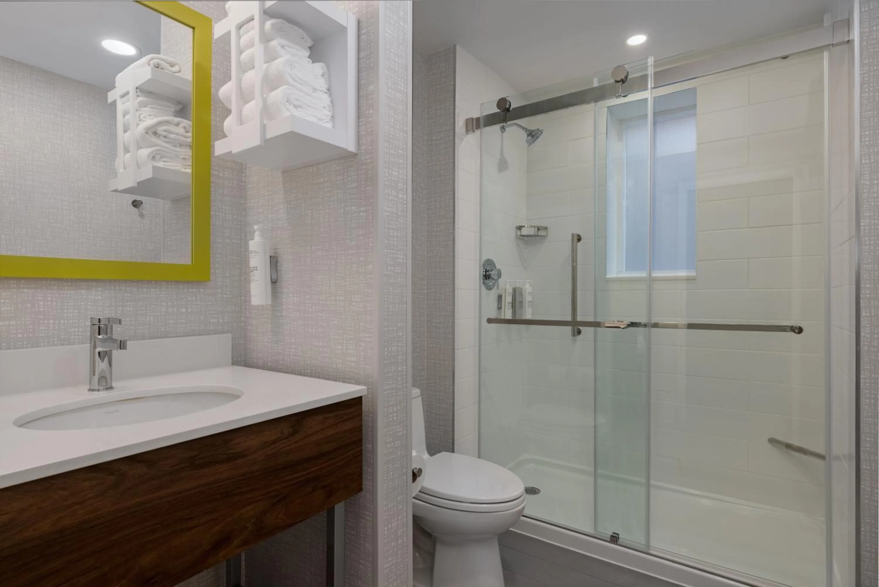 Hampton Inn & Suites by Hilton Toronto Downtown