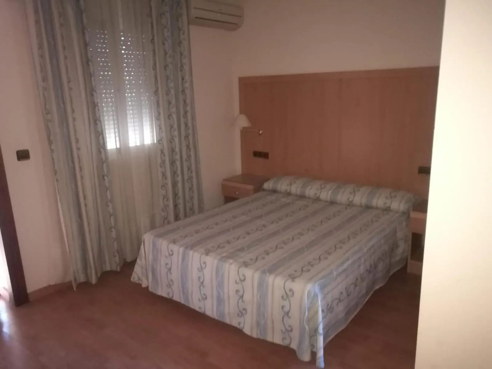 Photo of the whole room, Bed in Hotel Lindaraja