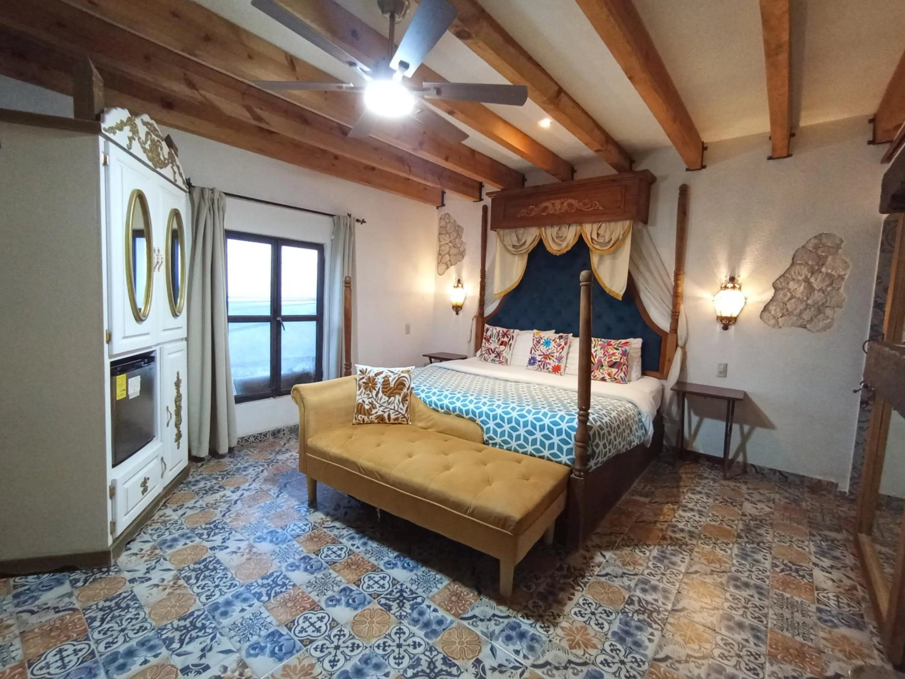 Bed in Alborada Bernal