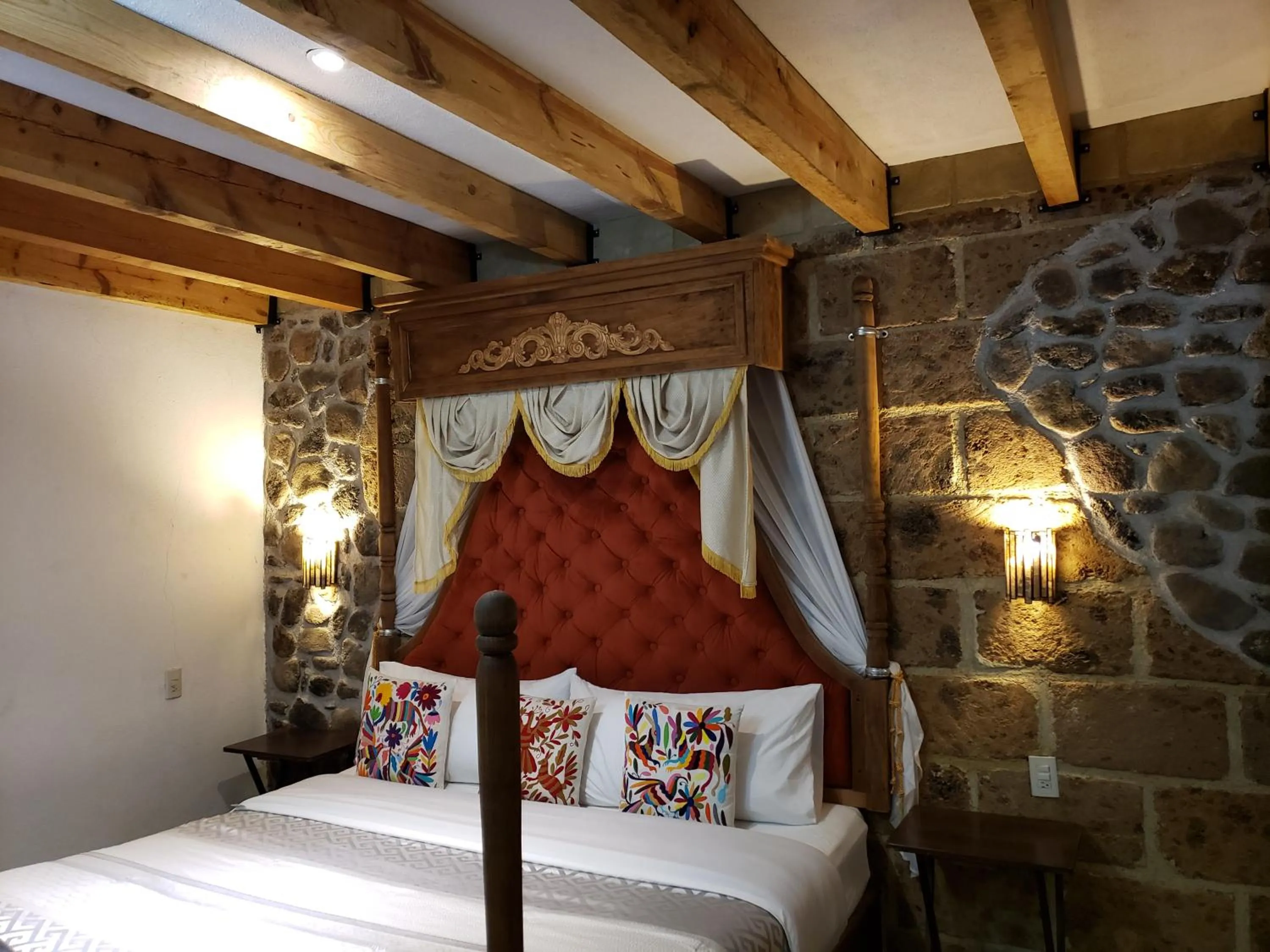 Bed in Alborada Bernal