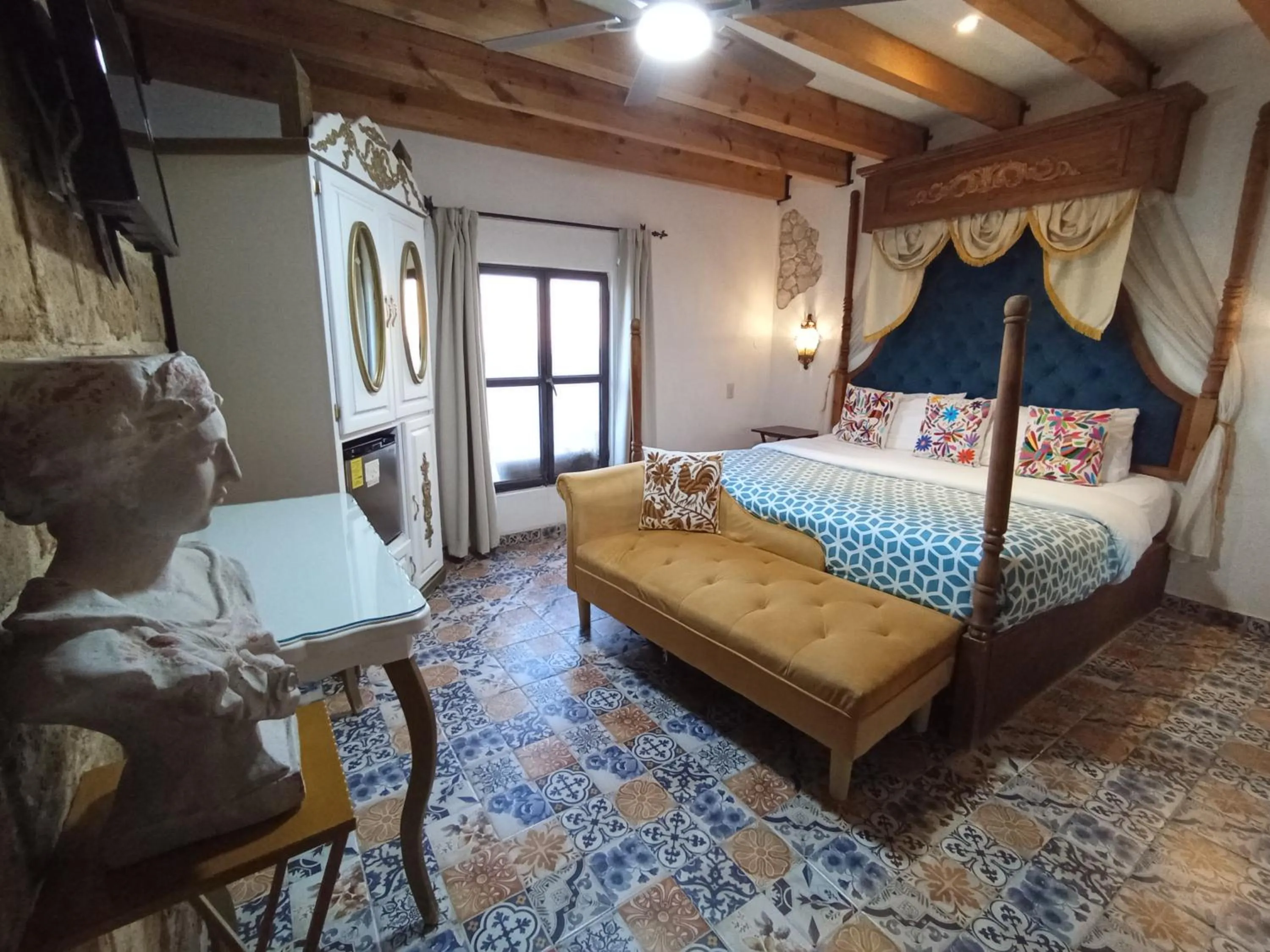 Bed in Alborada Bernal