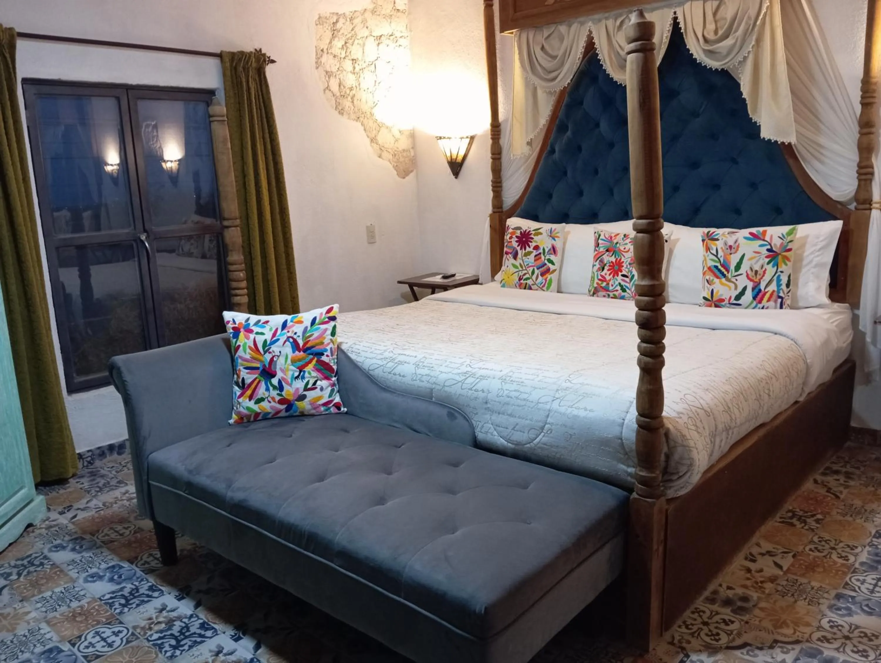 Bed in Alborada Bernal