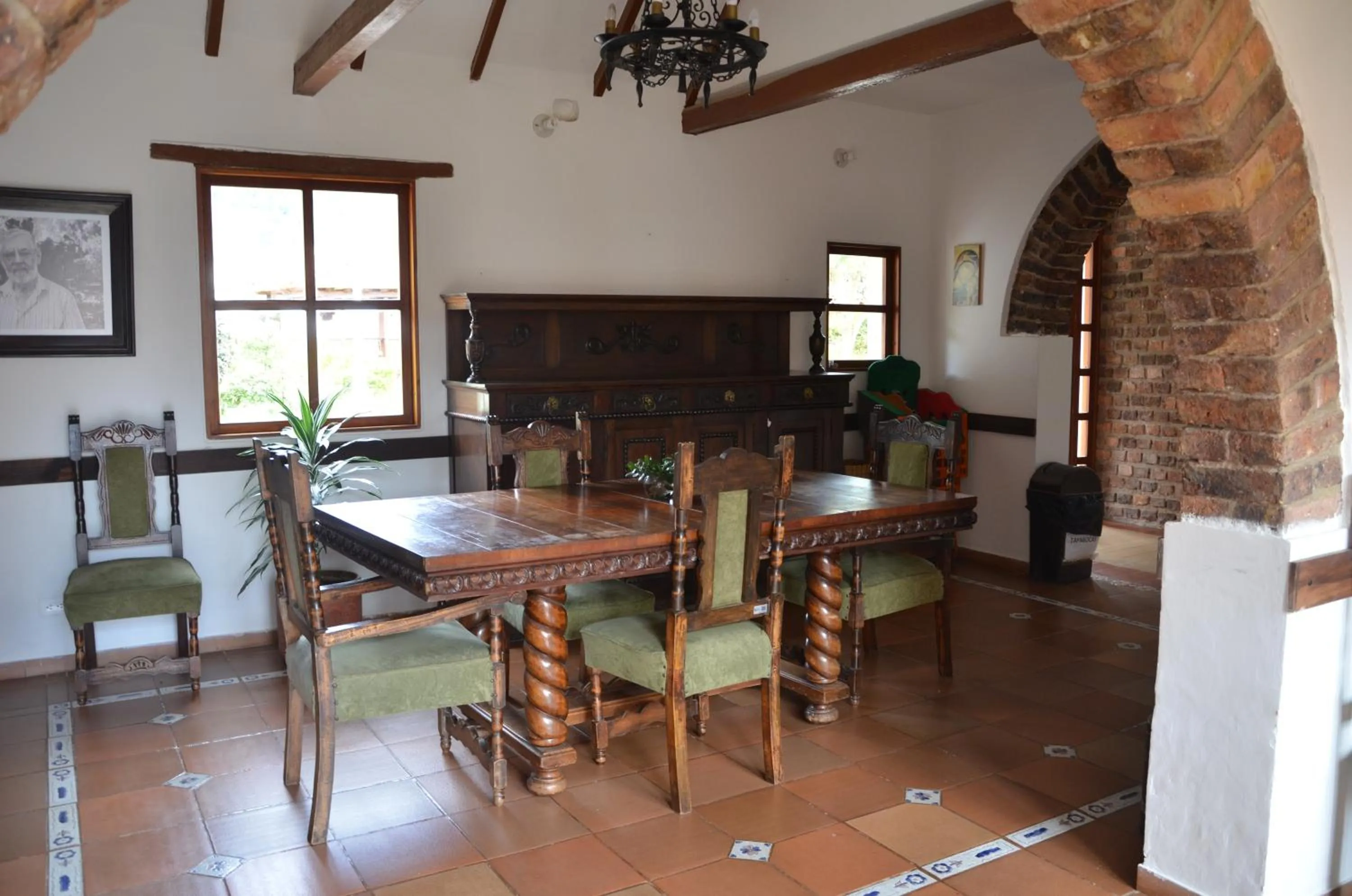 Food and drinks, Dining Area in Santiago Diaz Piedrahita
