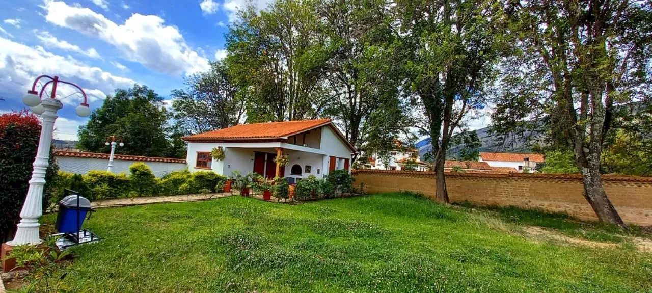 Property Building in Santiago Diaz Piedrahita