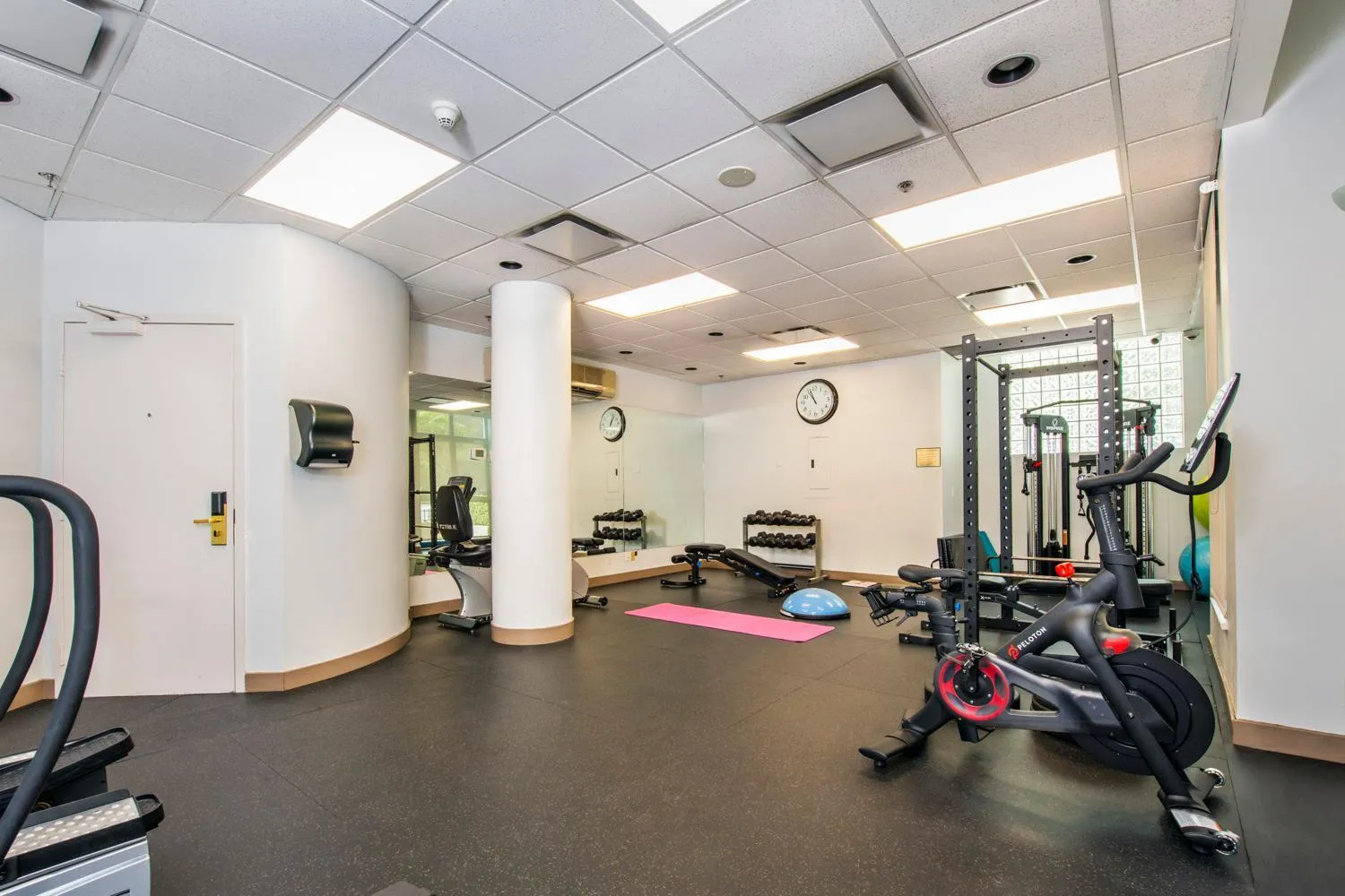 Fitness centre/facilities in Grand Park Hotel & Suites Downtown Vancouver, an Ascend Collection Hotel