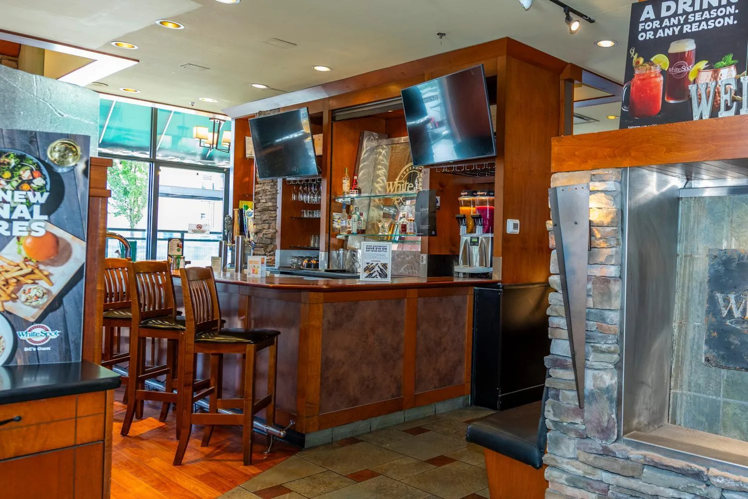 Restaurant/places to eat in Grand Park Hotel & Suites Downtown Vancouver, an Ascend Collection Hotel