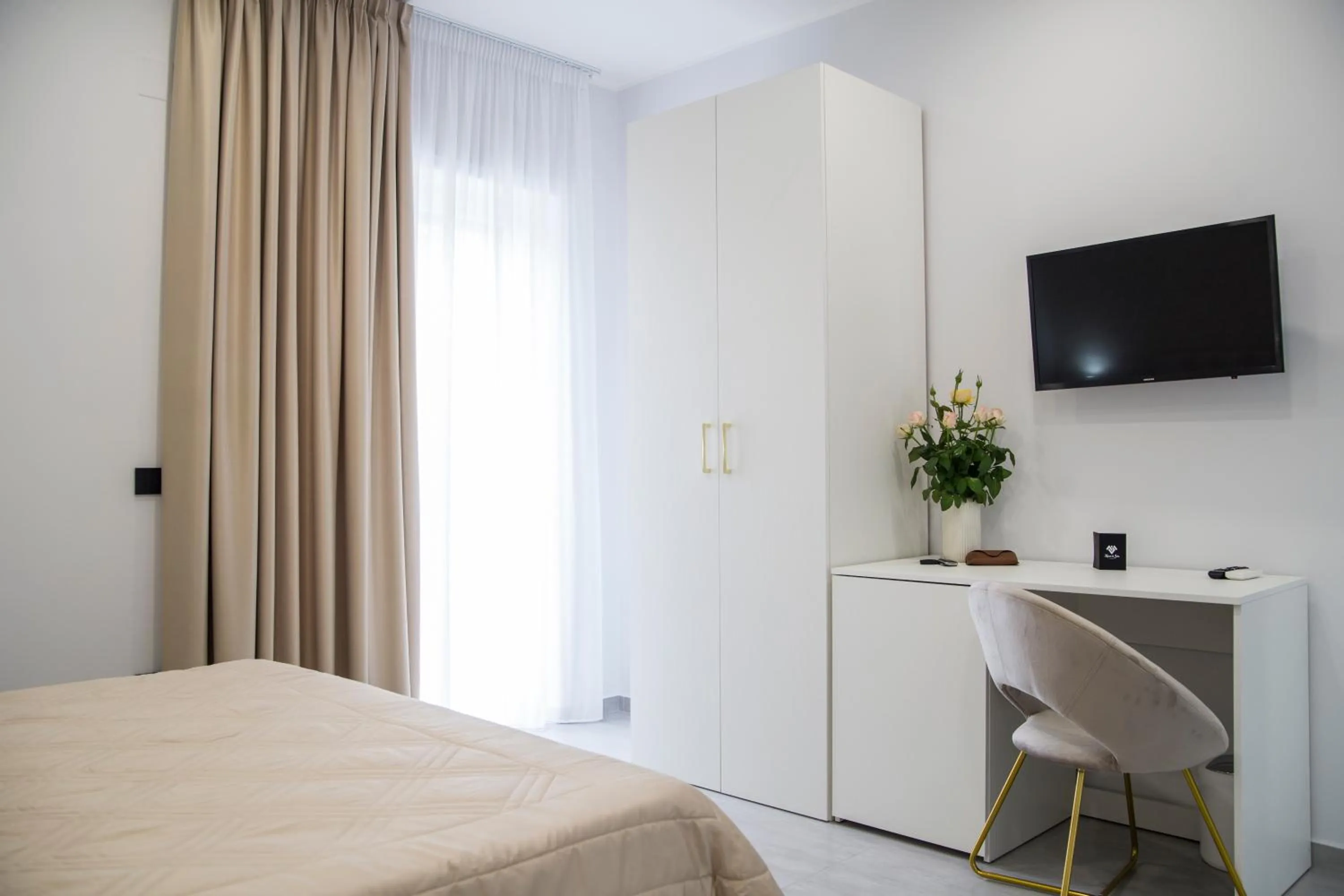 TV and multimedia in Maison de Julia Pompei