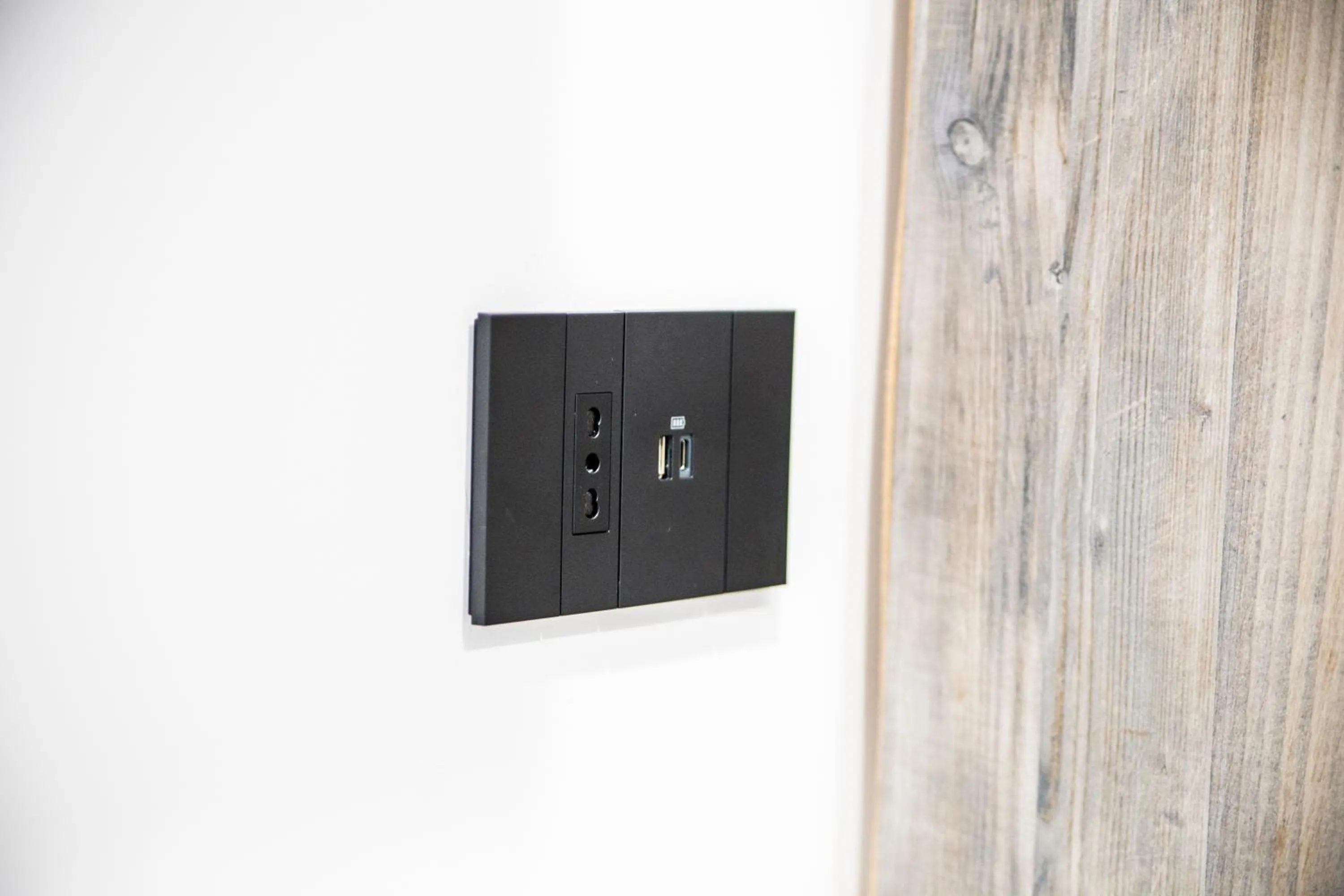 TV and multimedia in Maison de Julia Pompei