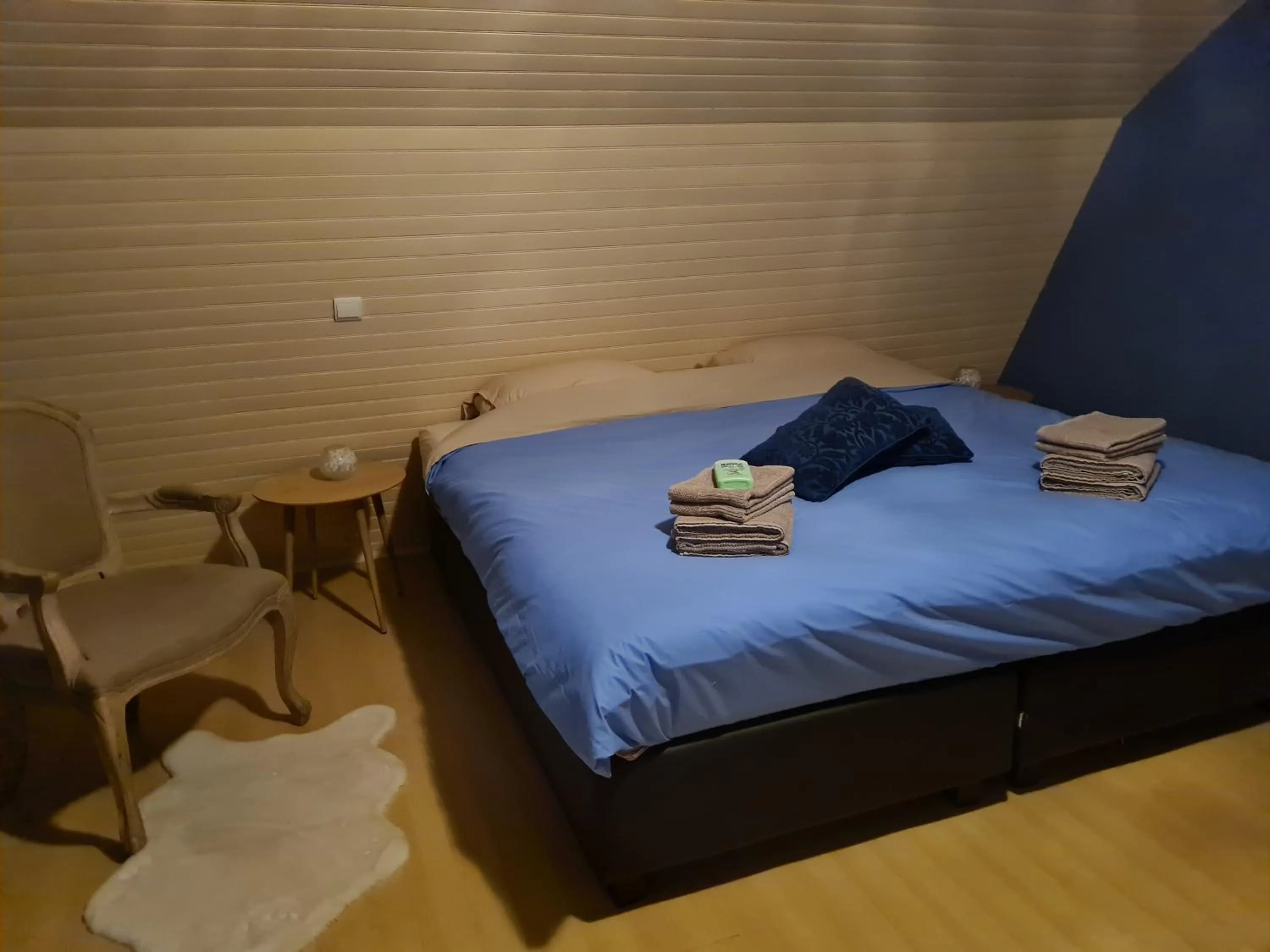 Bedroom, Bed in La Maison Thimadaise