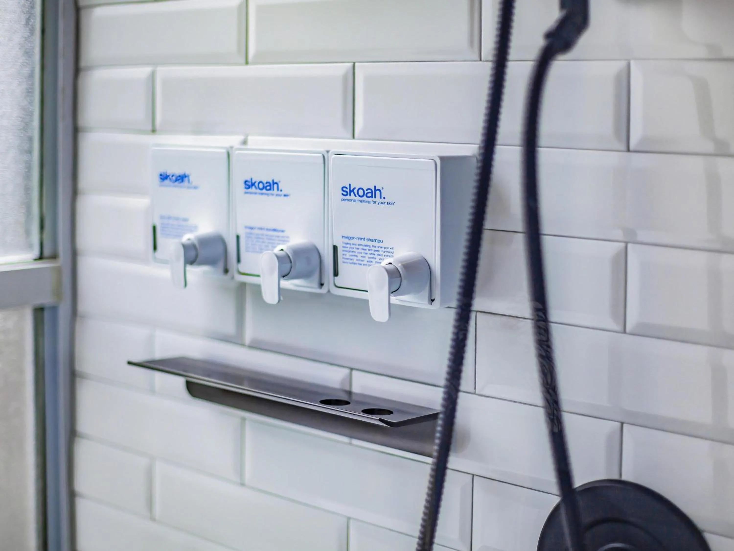 Bedroom in Hotel Belmont Vancouver - MGallery Collection