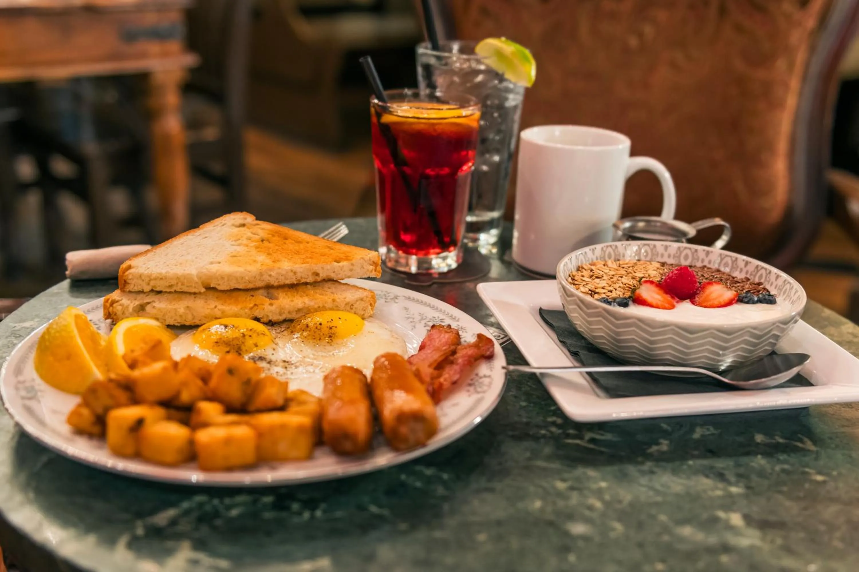 Breakfast in Quality Inn & Suites