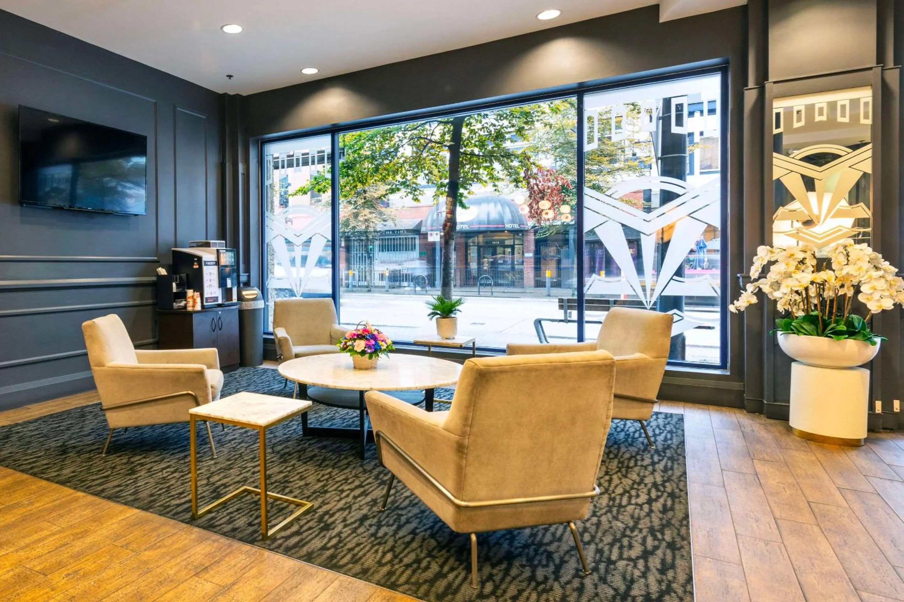 Lobby or reception in Quality Inn & Suites