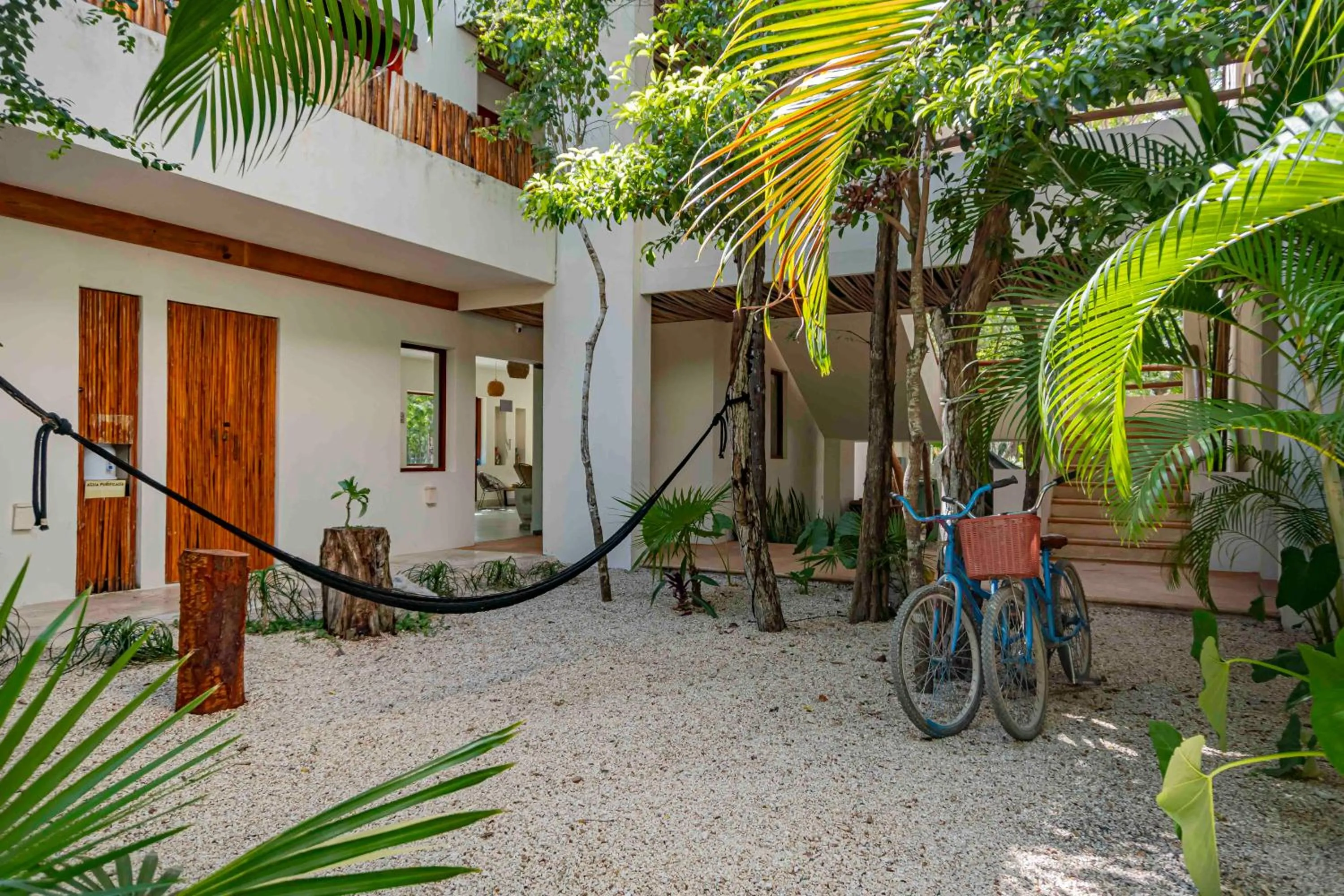 Property building in Niik Tulum