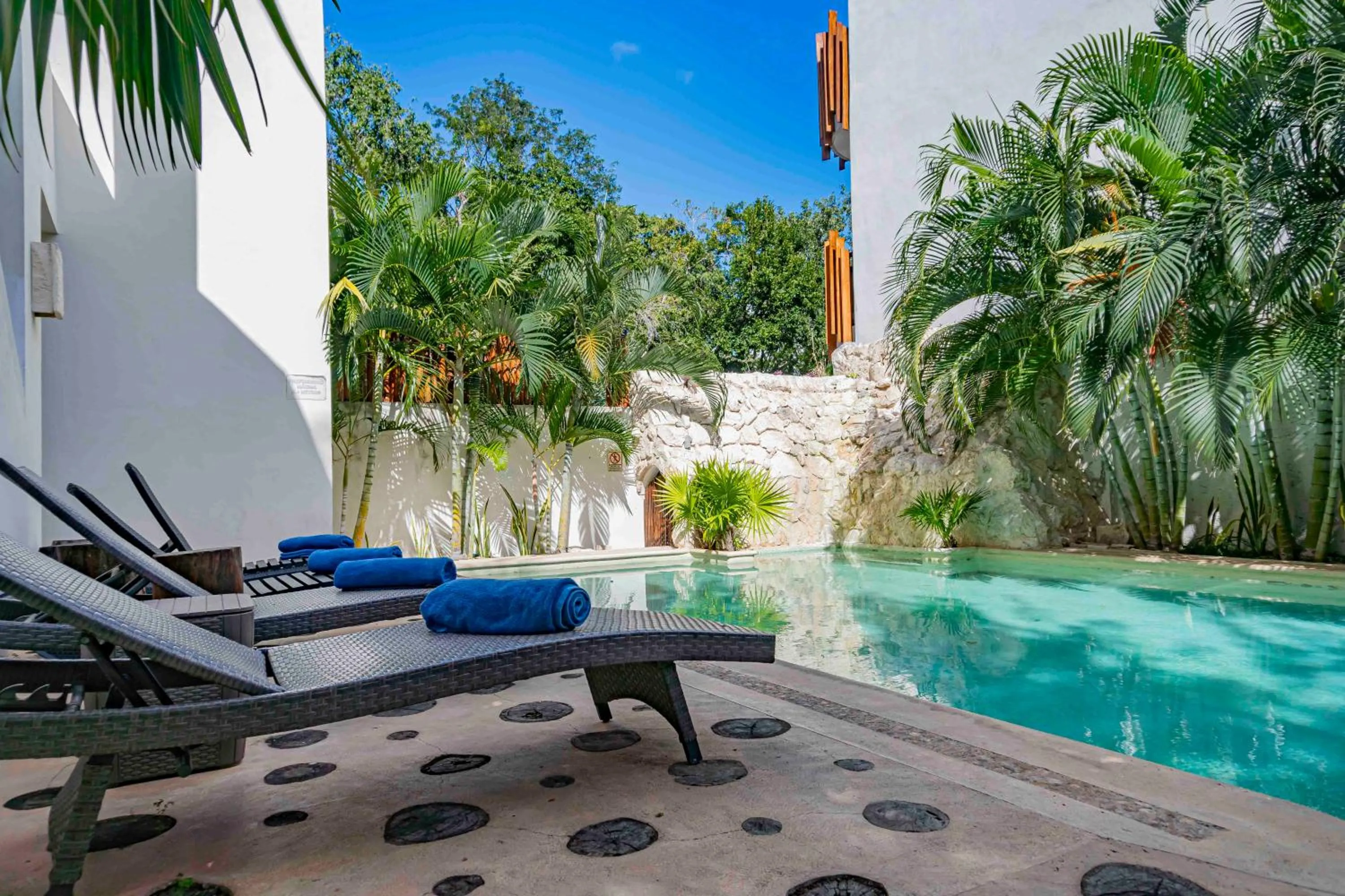 Property building in Niik Tulum
