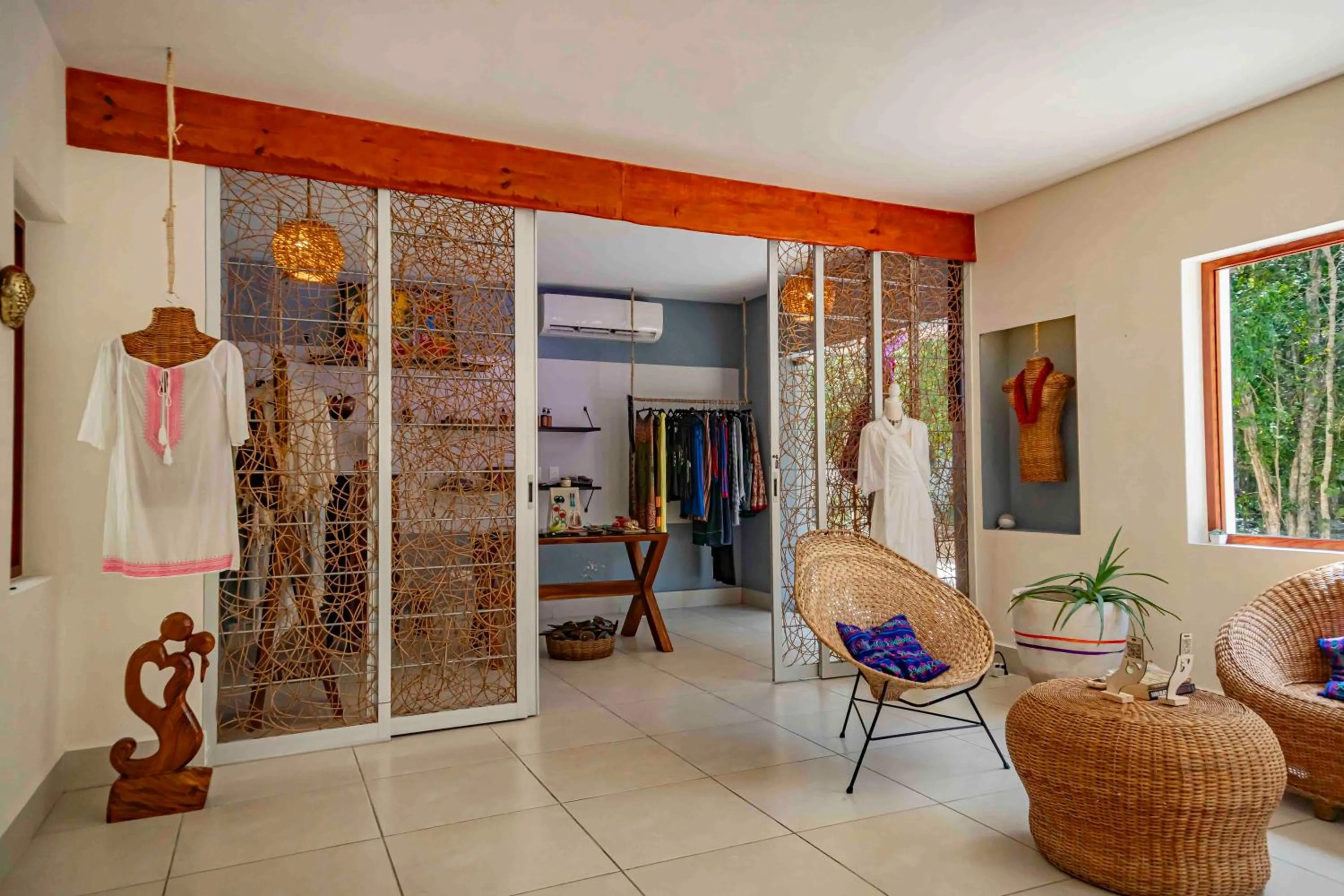 Property building in Niik Tulum