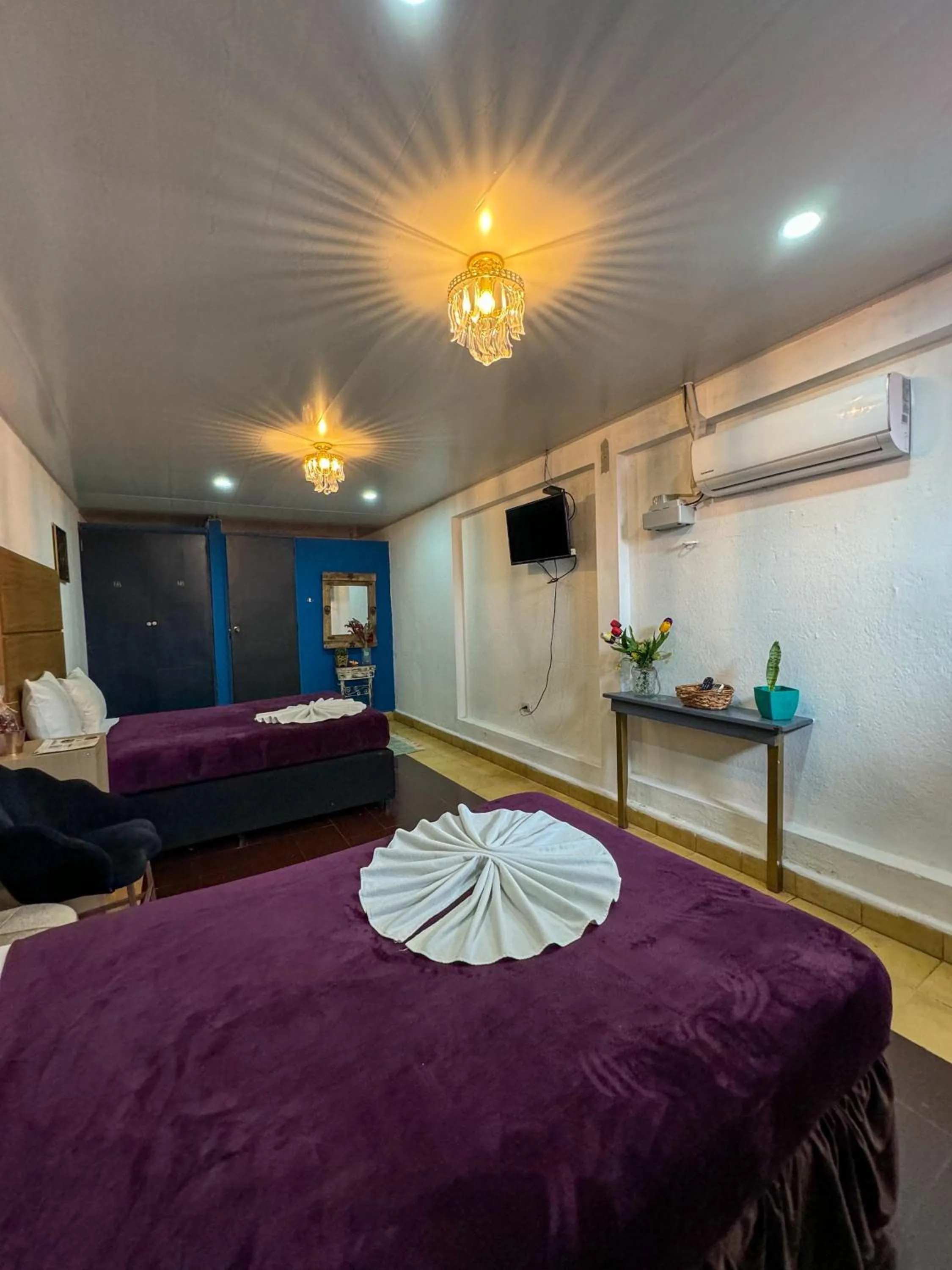 Bed in Hotel Brunette