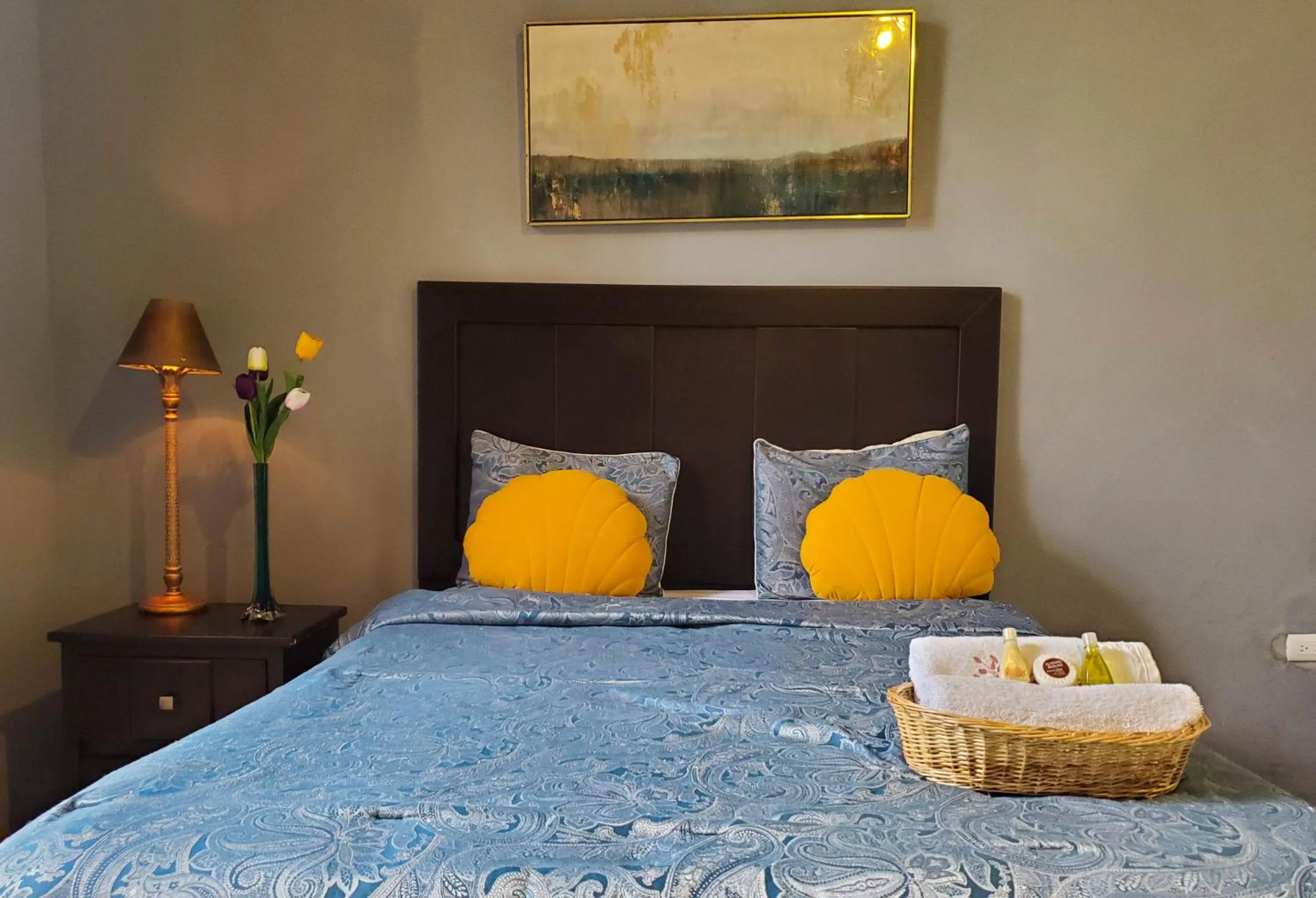 Budget Double Room in Hotel Brunette