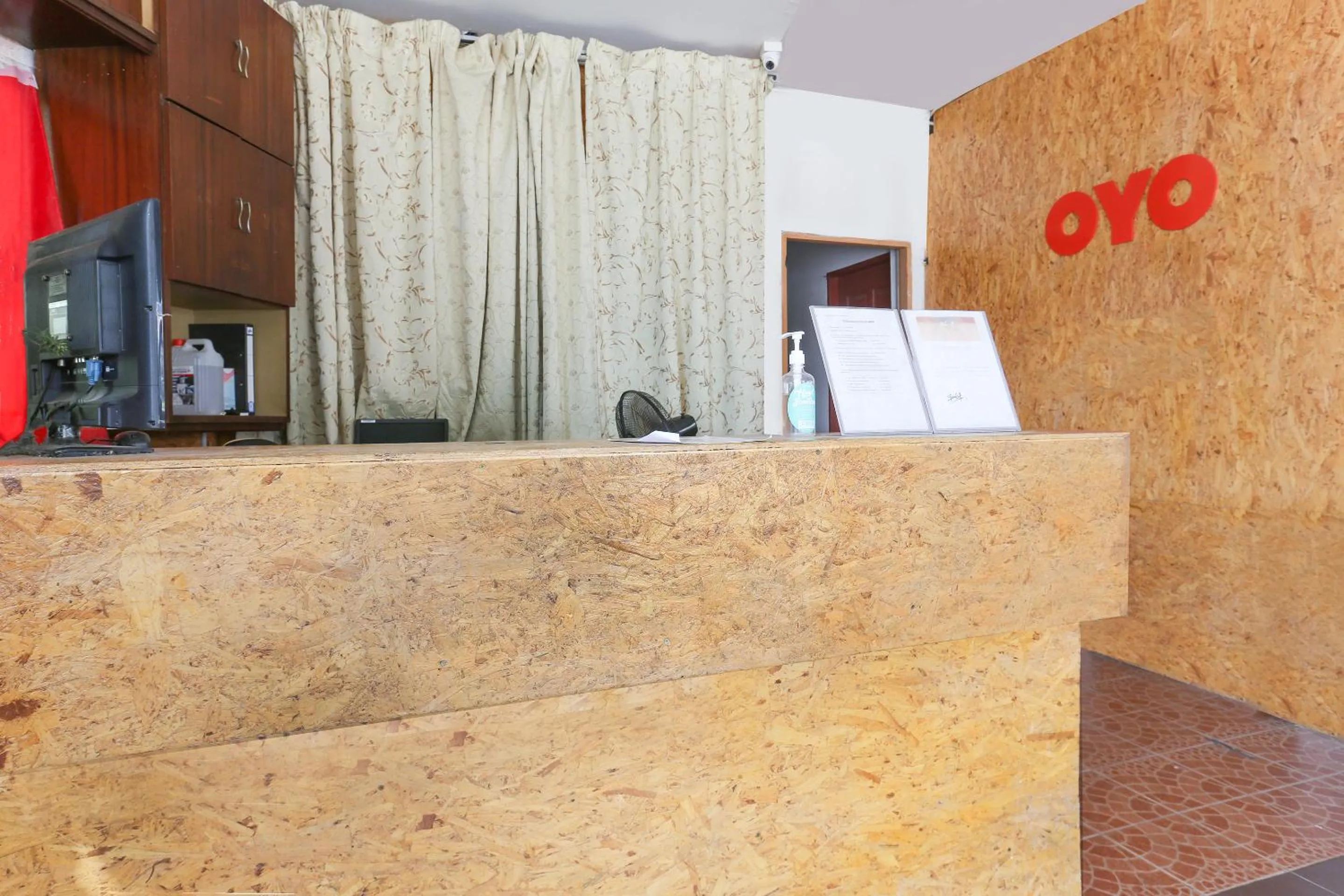 Lobby or reception, Lobby/Reception in OYO 90321 Hotel Bajet Sri Manal