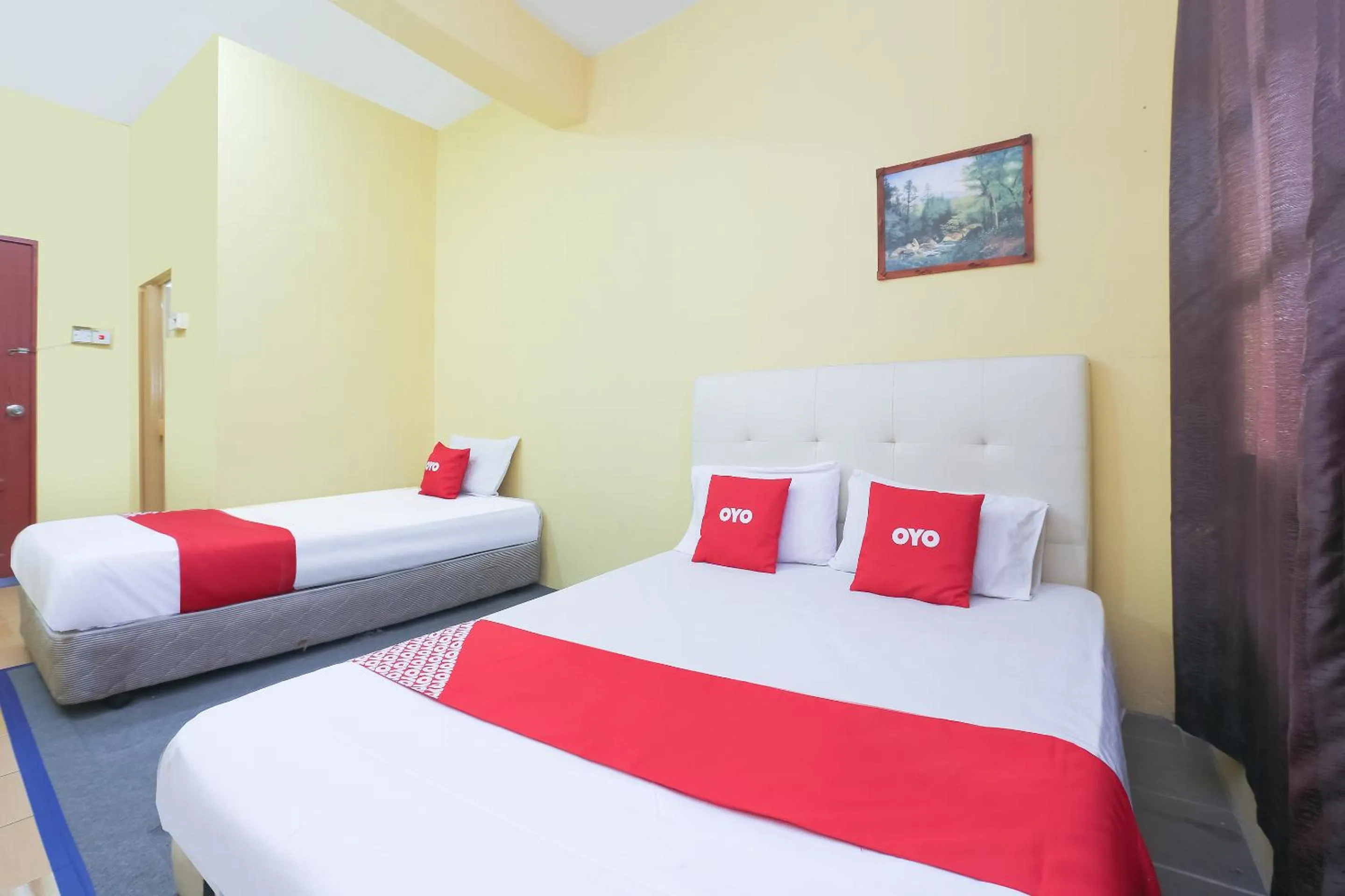 Bedroom in OYO 90321 Hotel Bajet Sri Manal