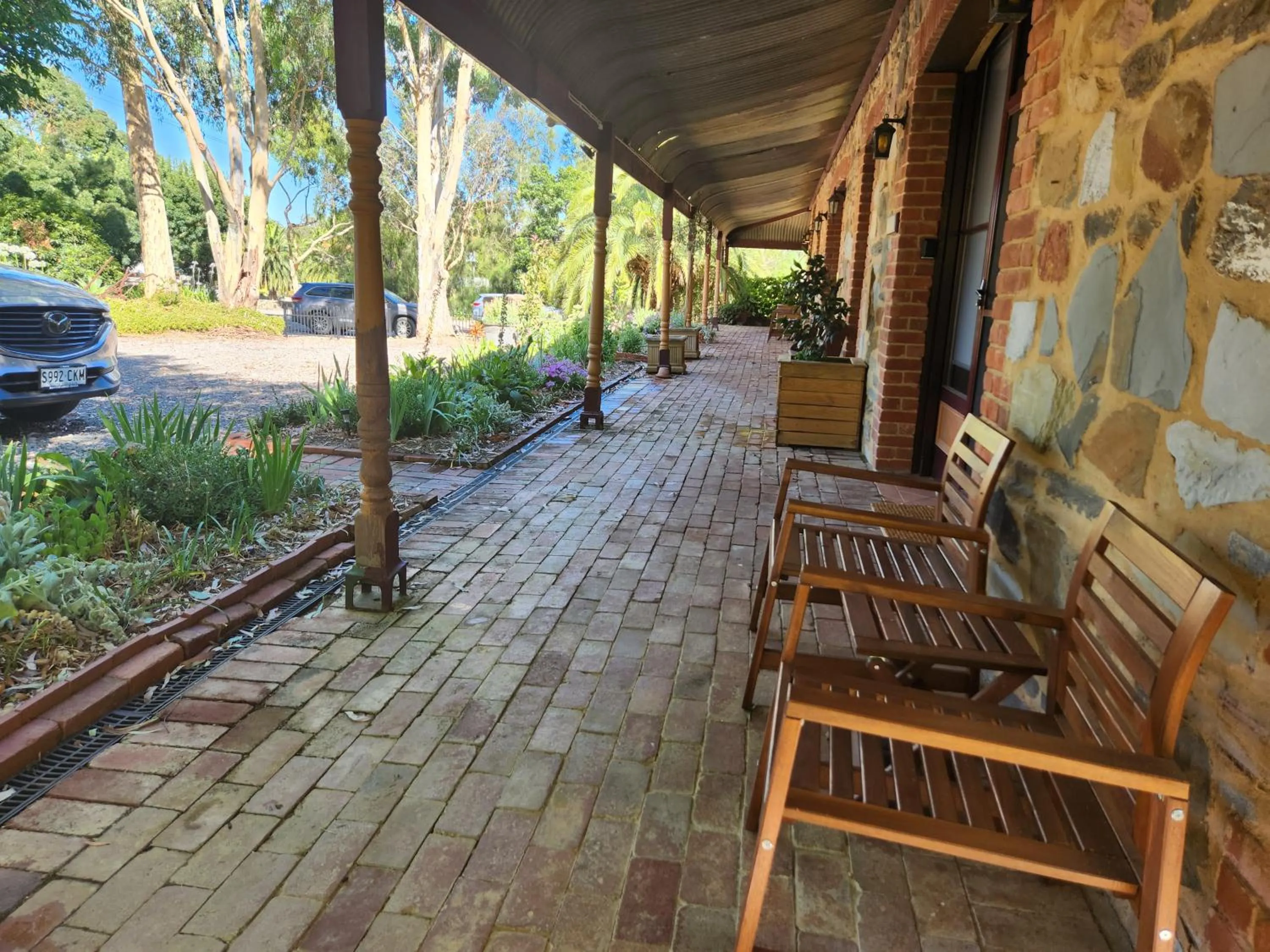 Property building in Marananga Cottages