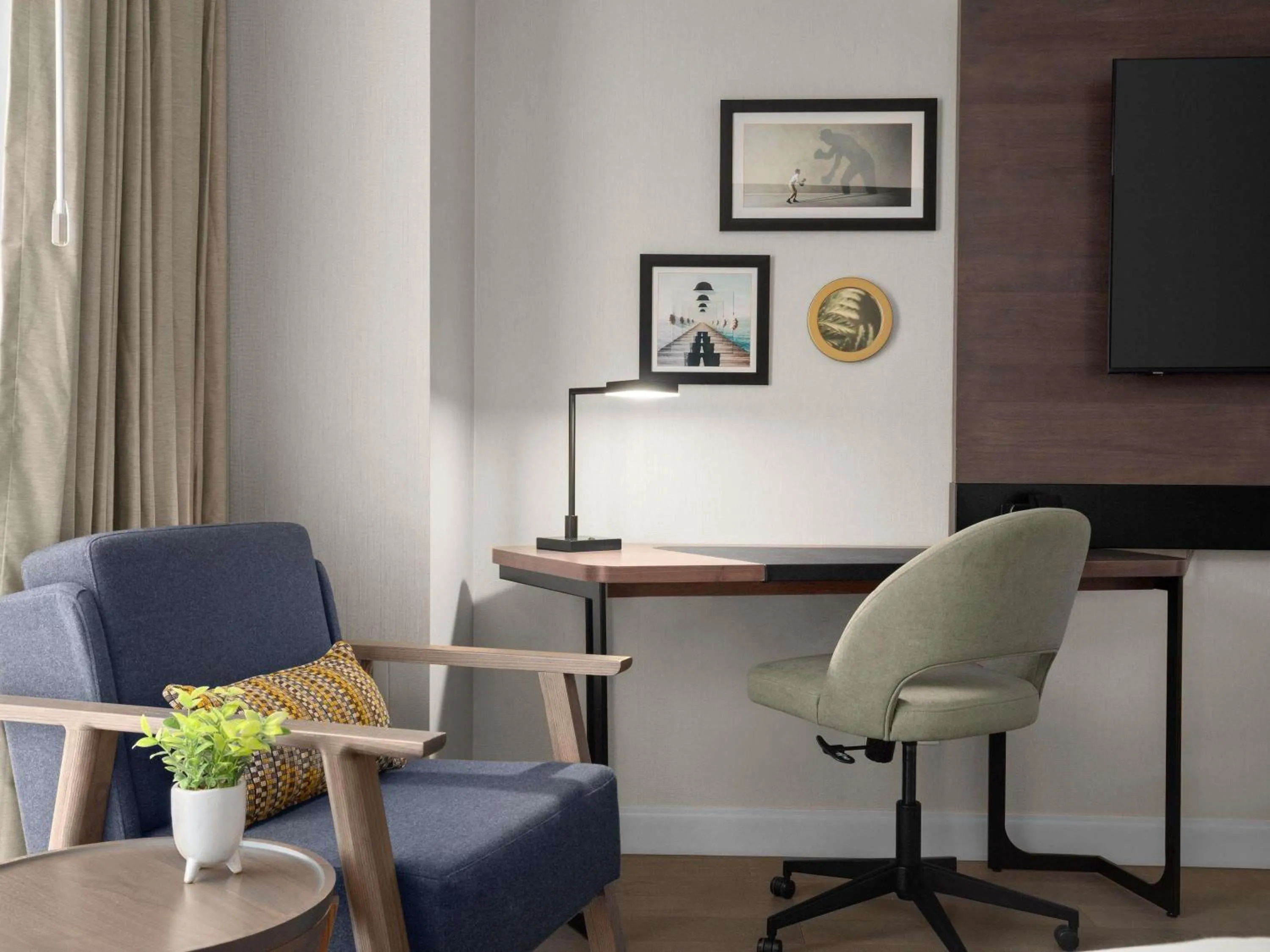 Bedroom in The Novotel Toronto Centre