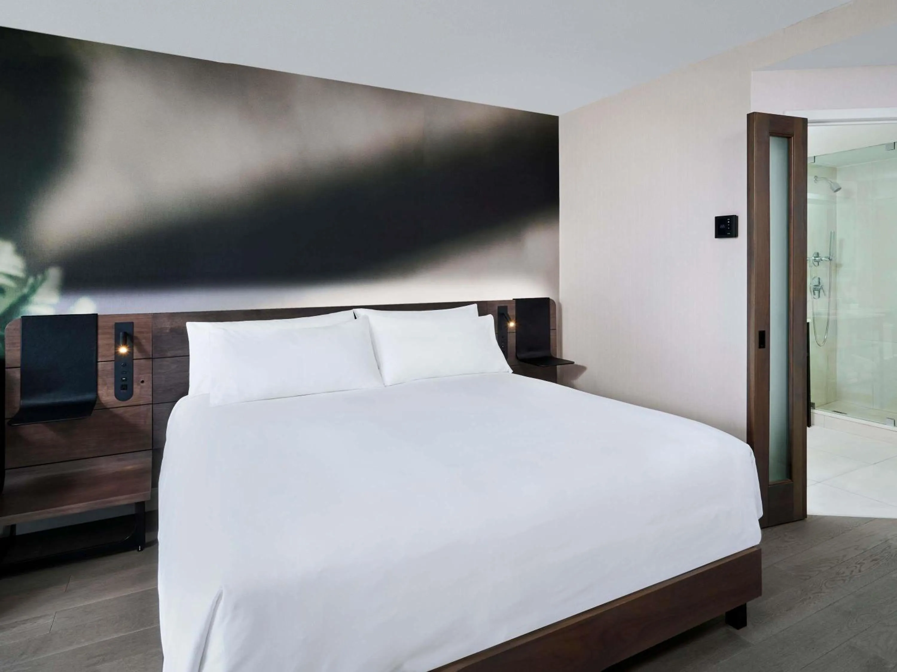 Bedroom, Bed in The Novotel Toronto Centre