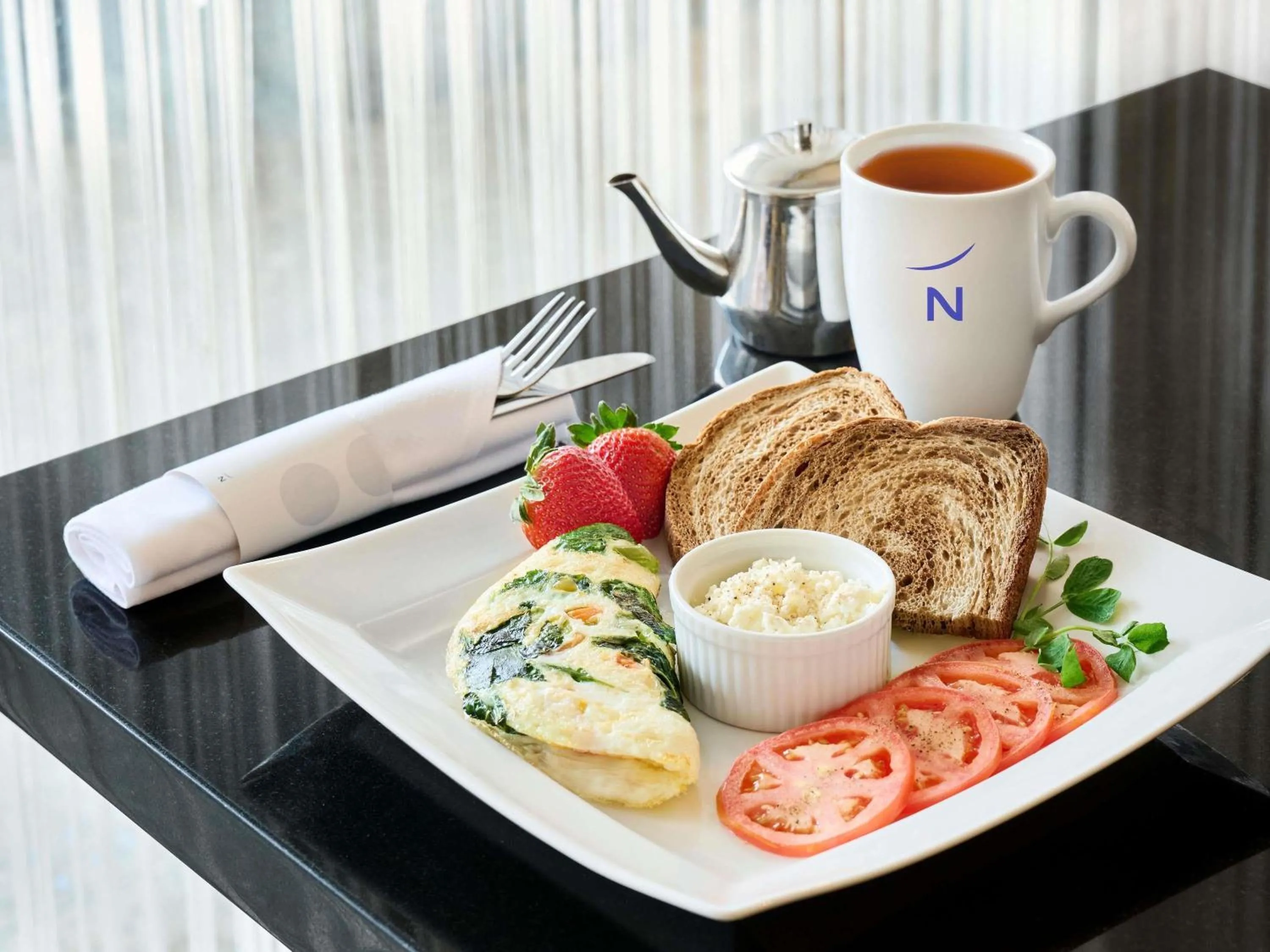 Breakfast in Novotel Toronto North York