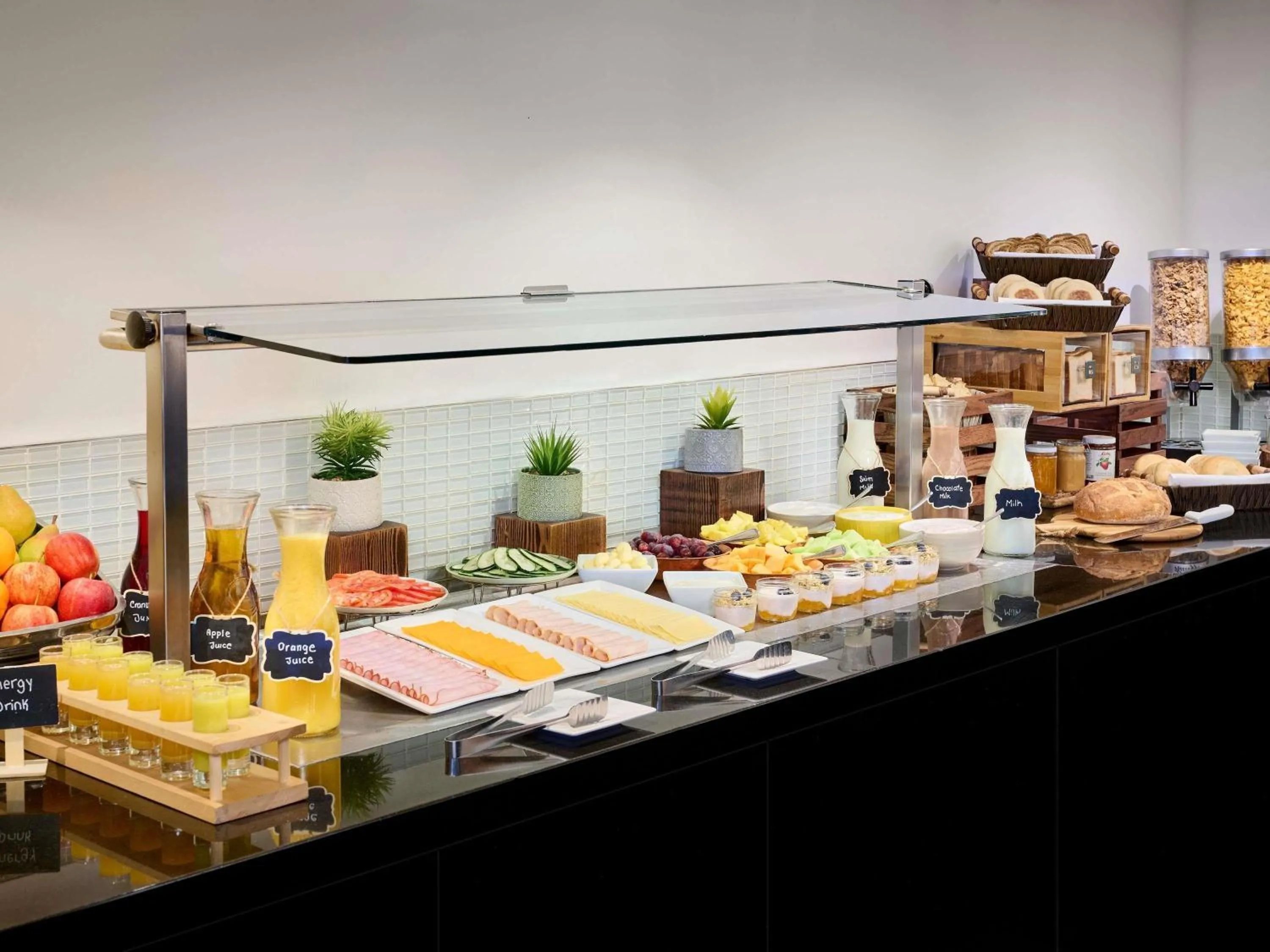 Breakfast in Novotel Toronto North York