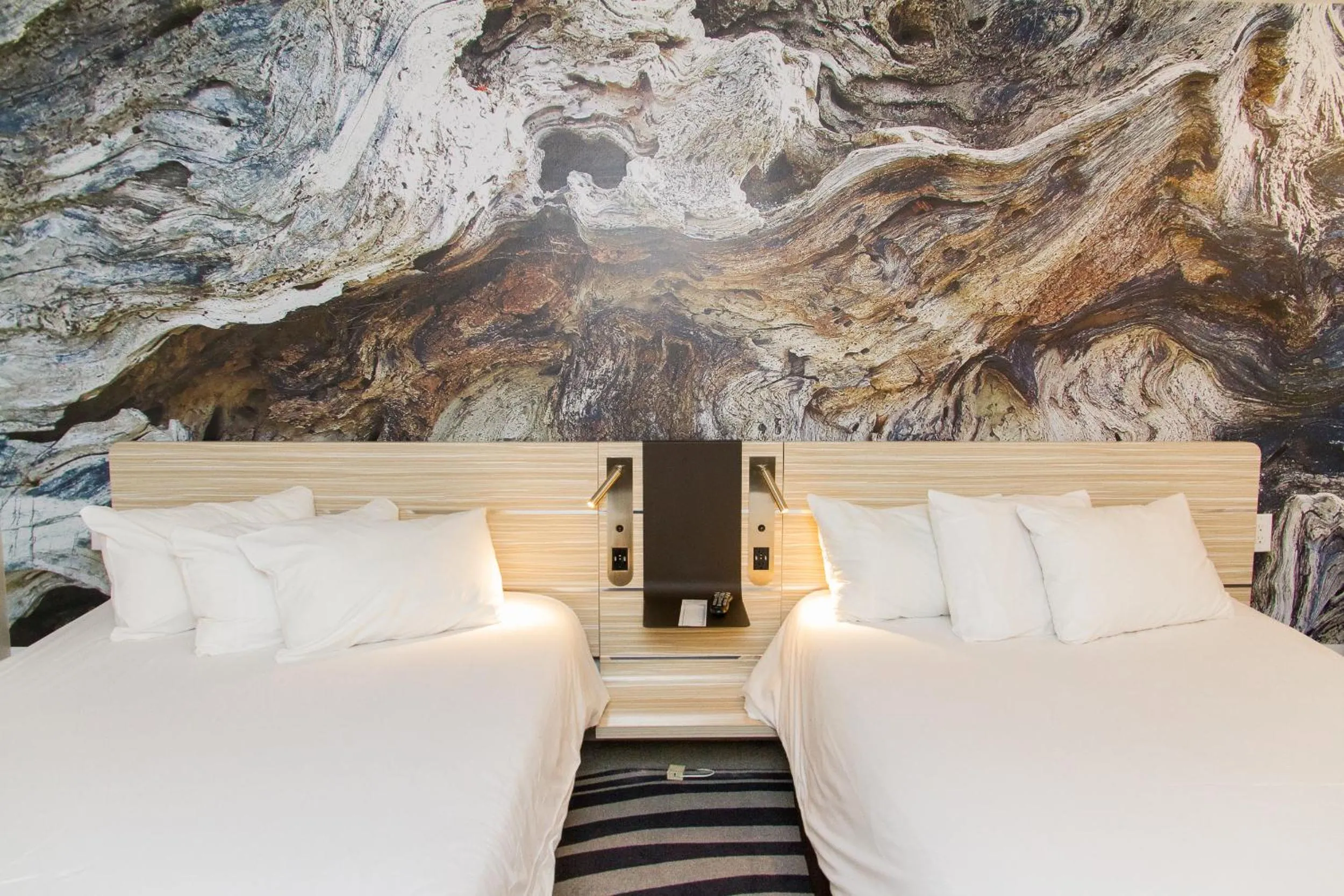 Bed in Novotel Toronto North York