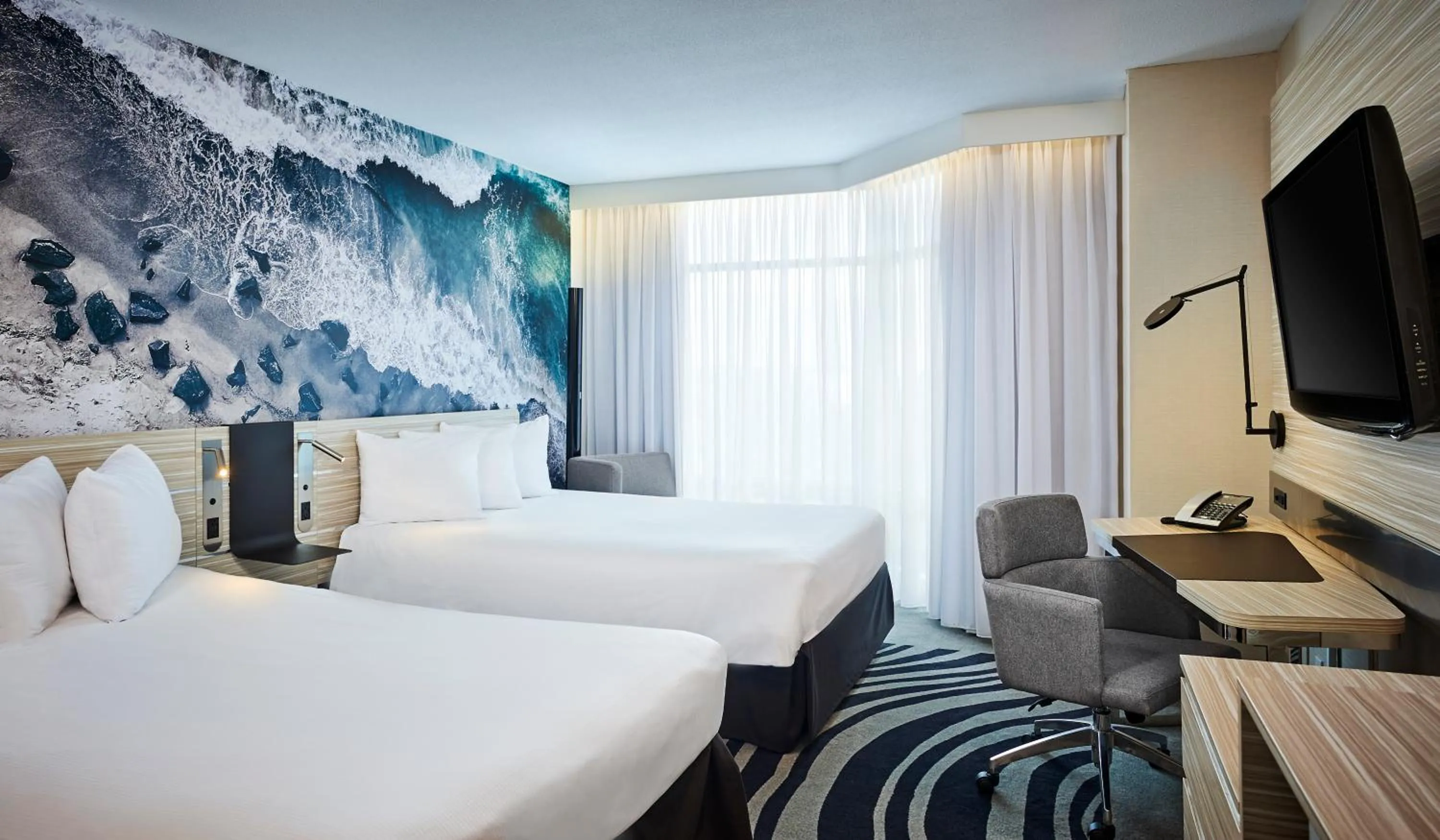 Bed in Novotel Toronto North York