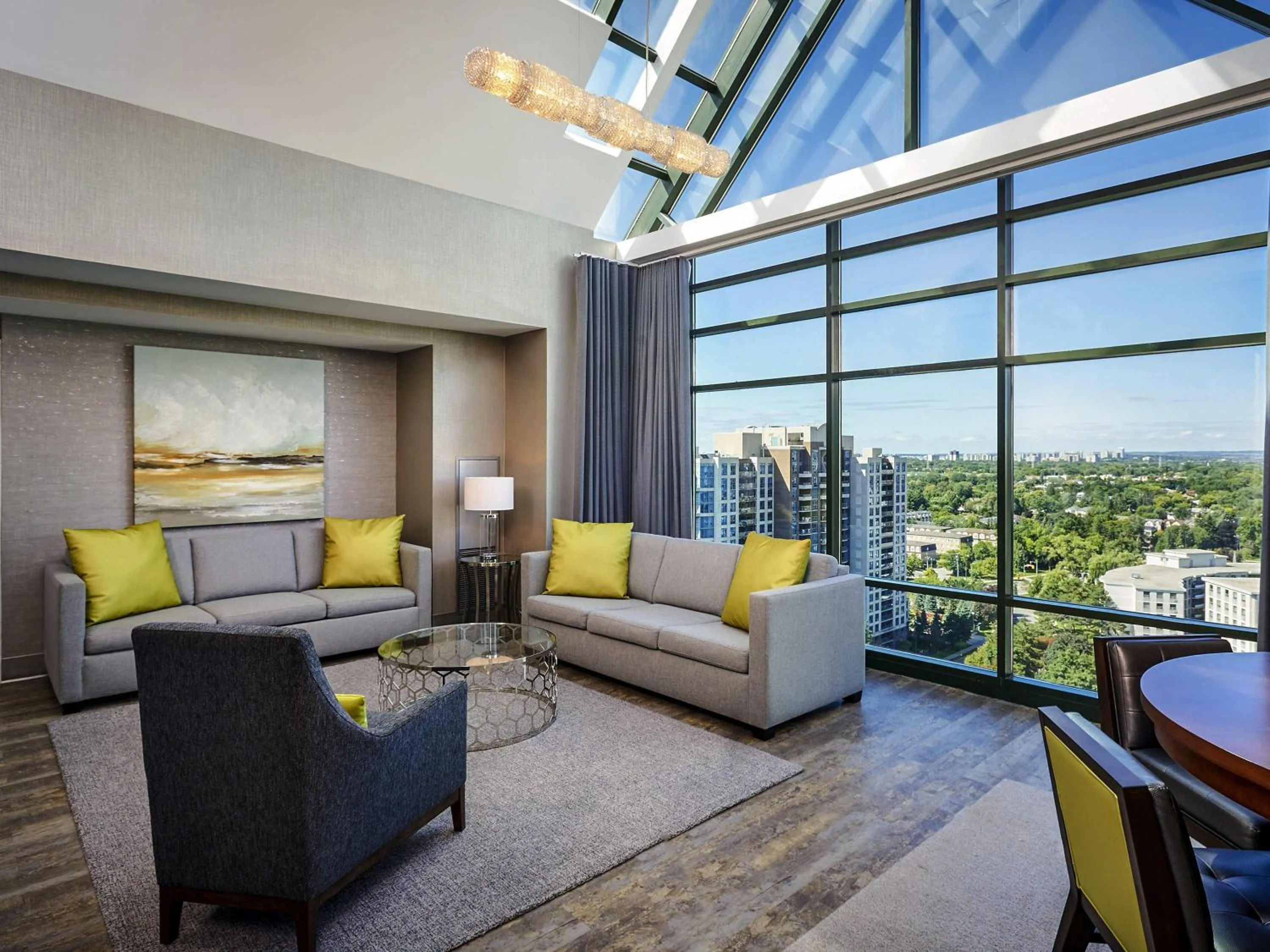 Bedroom in Novotel Toronto North York