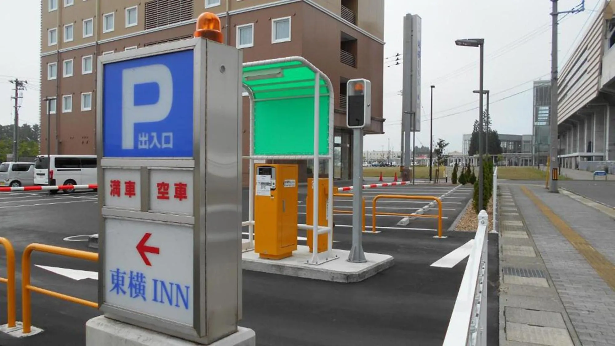 Parking in Toyoko Inn Shin-Aomori-eki Higashi-guchi