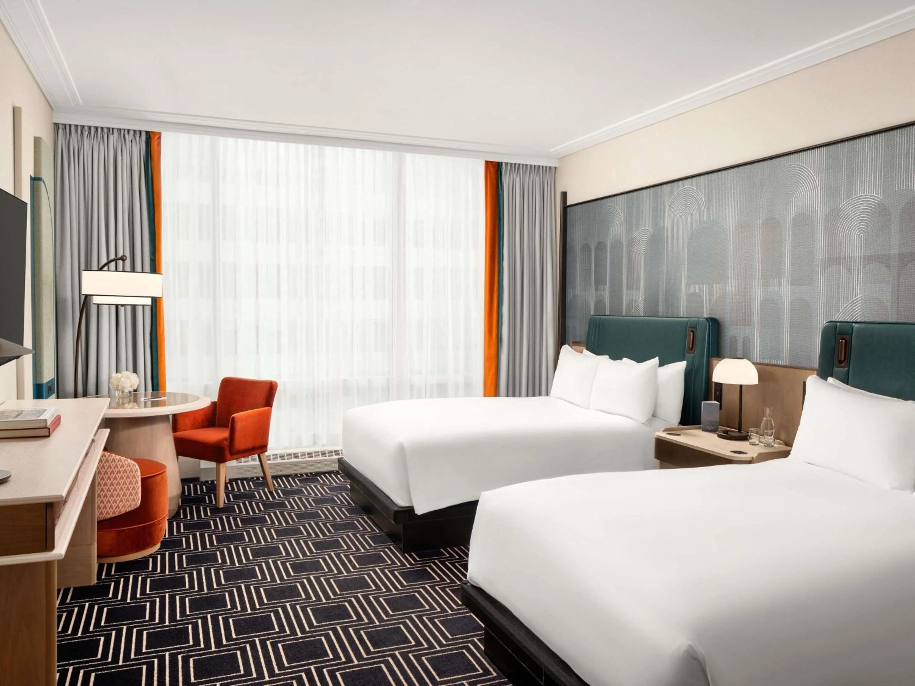 Bedroom, Bed in Sofitel Montreal Golden Mile