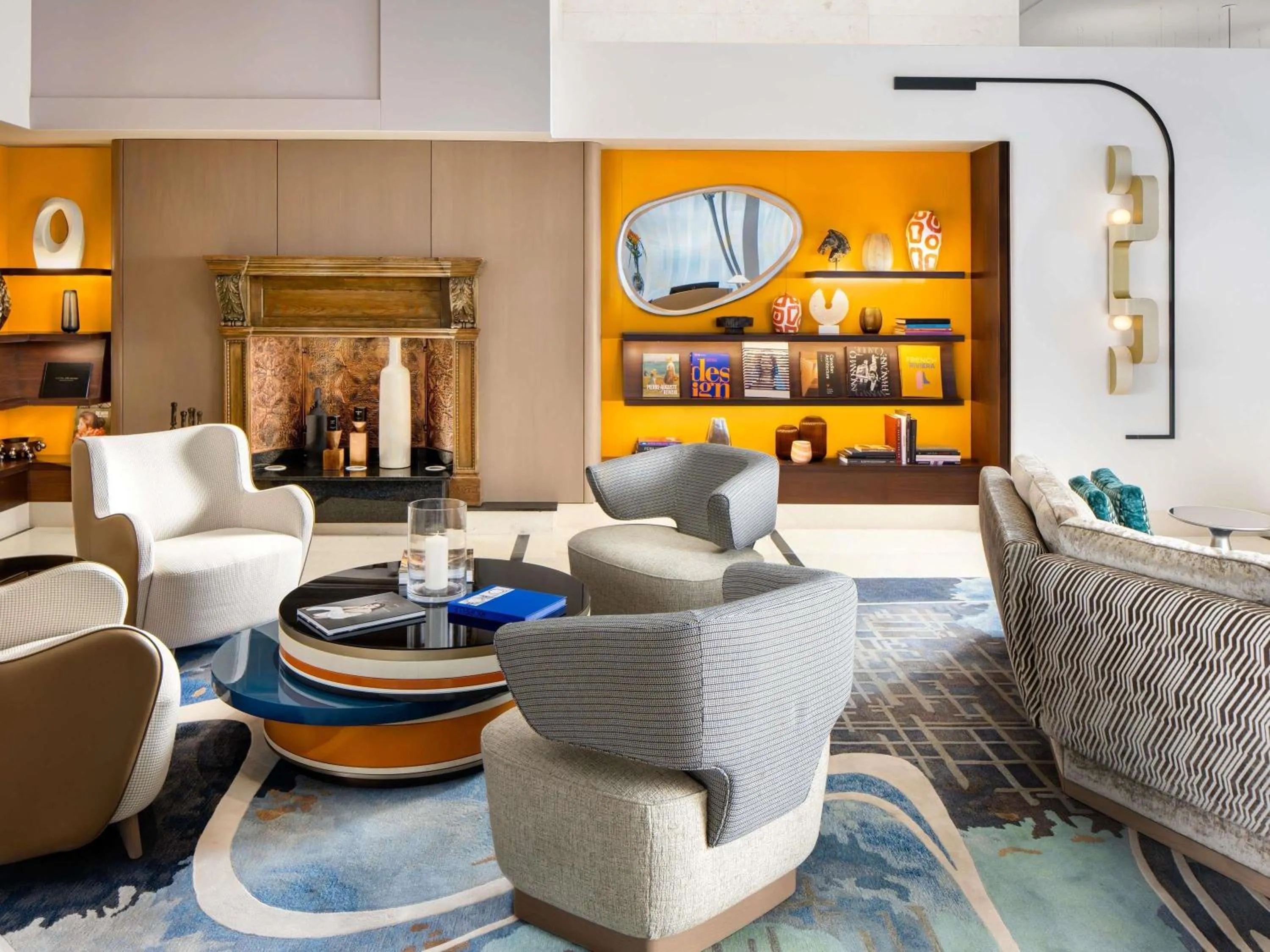 Property building in Sofitel Montreal Golden Mile