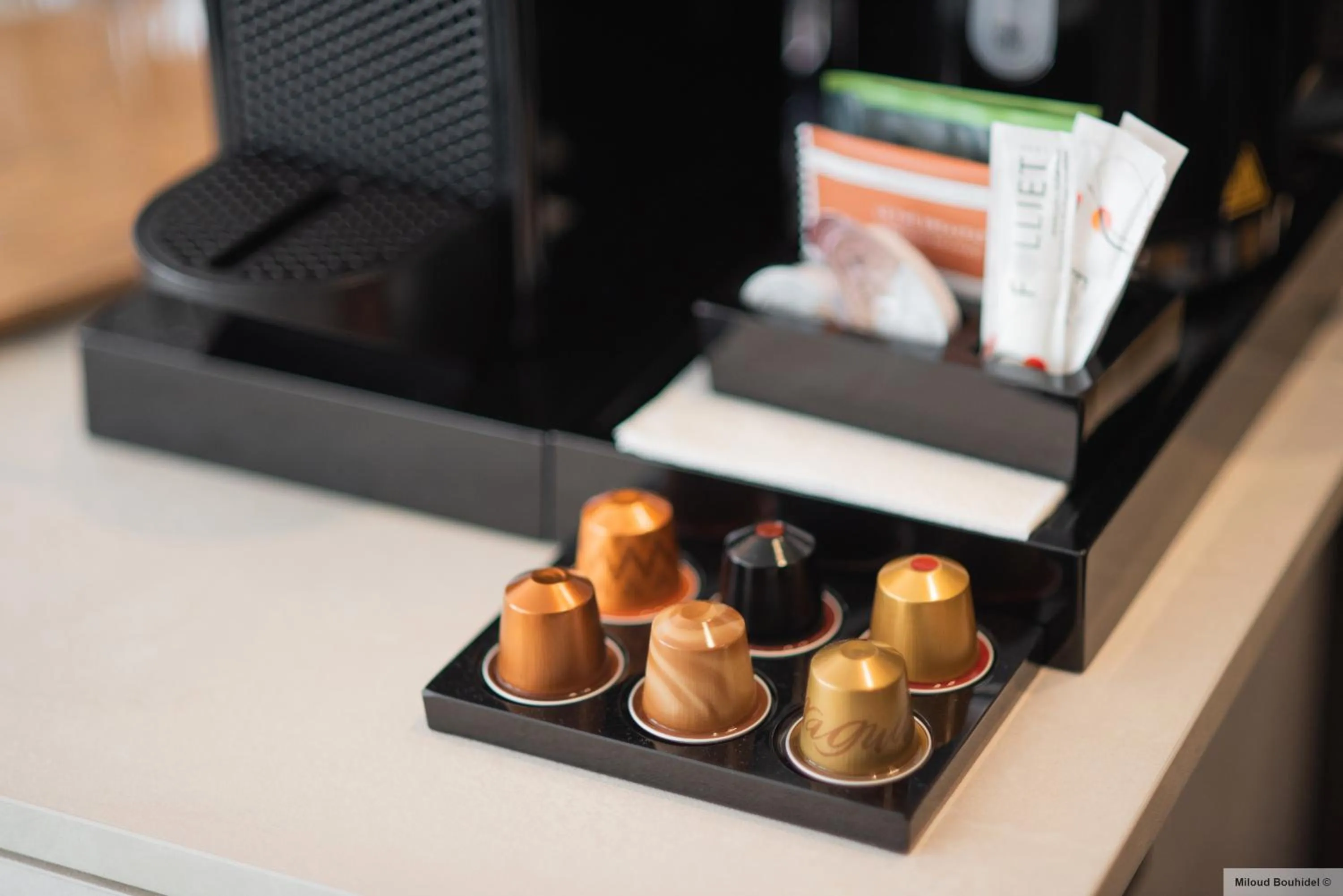 Coffee/tea facilities in GOLDEN TULIP LYON OUEST TECHLID Hotel & Spa
