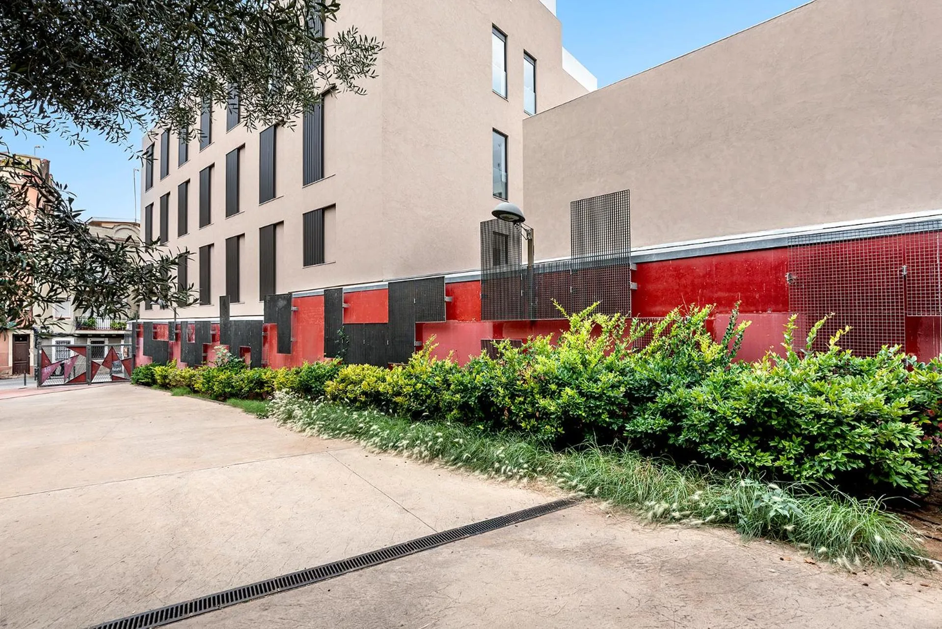 Property building in Hotel Orangine