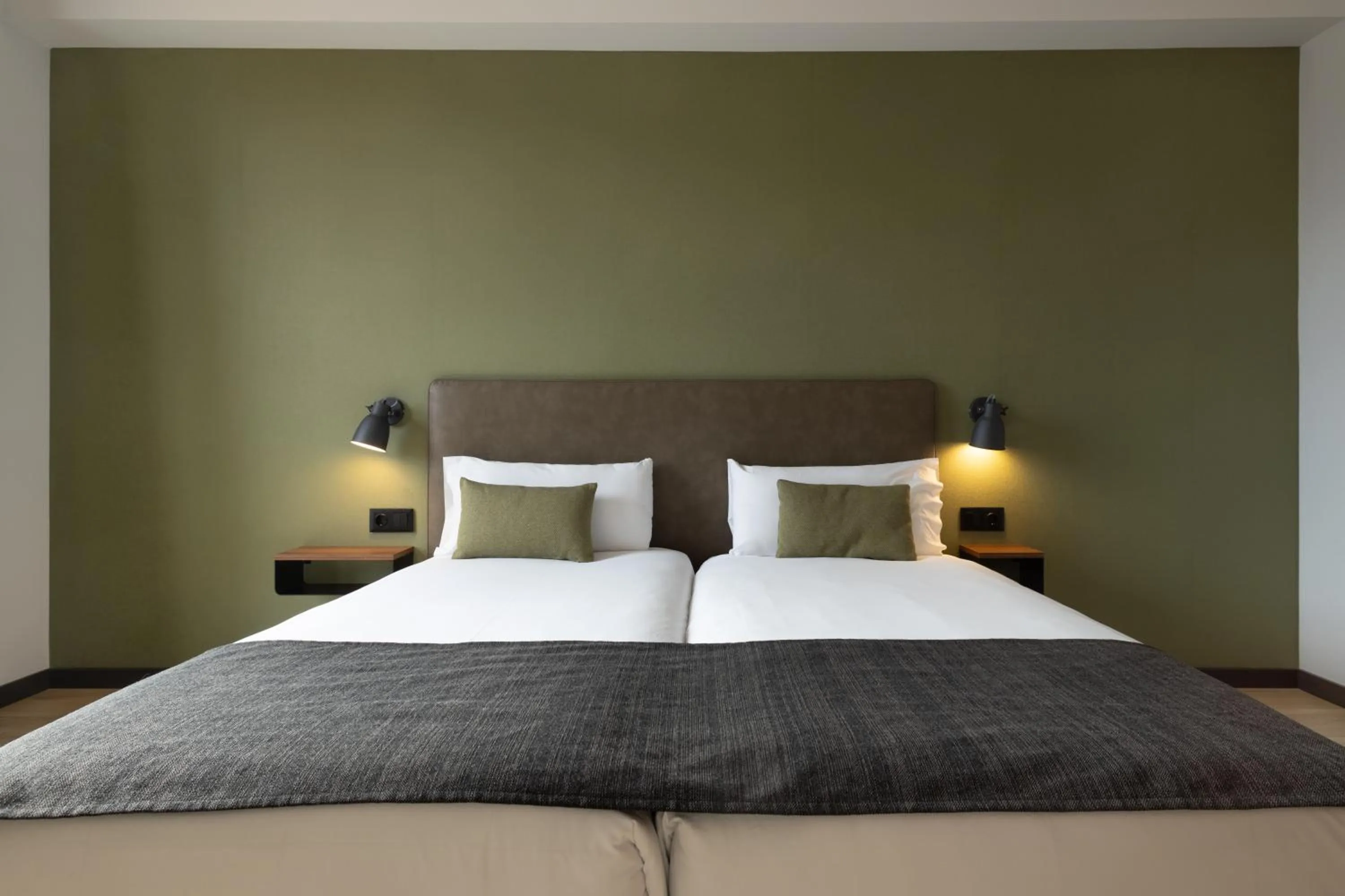 Bed in Hotel Orangine