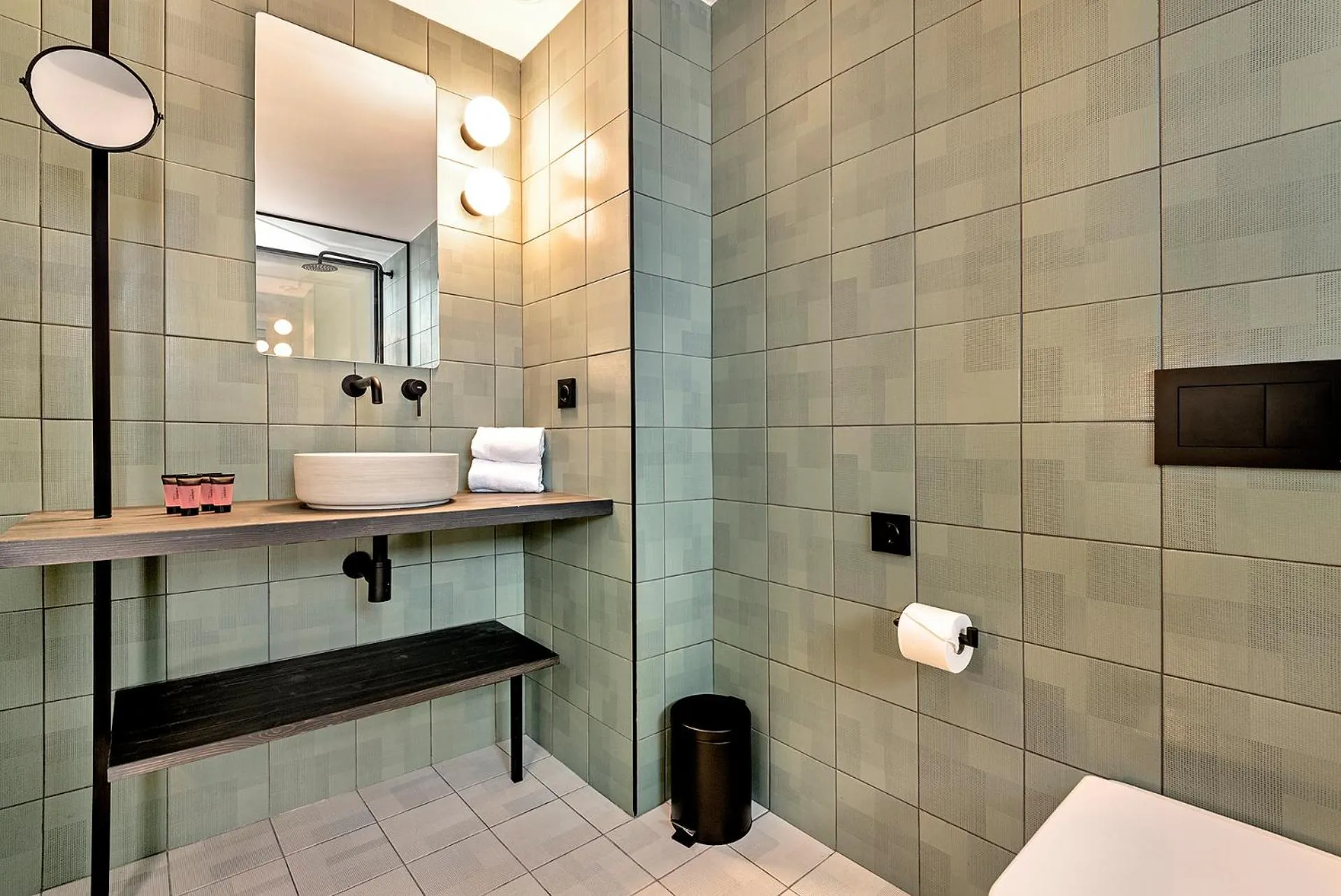 Bathroom in Hotel Orangine