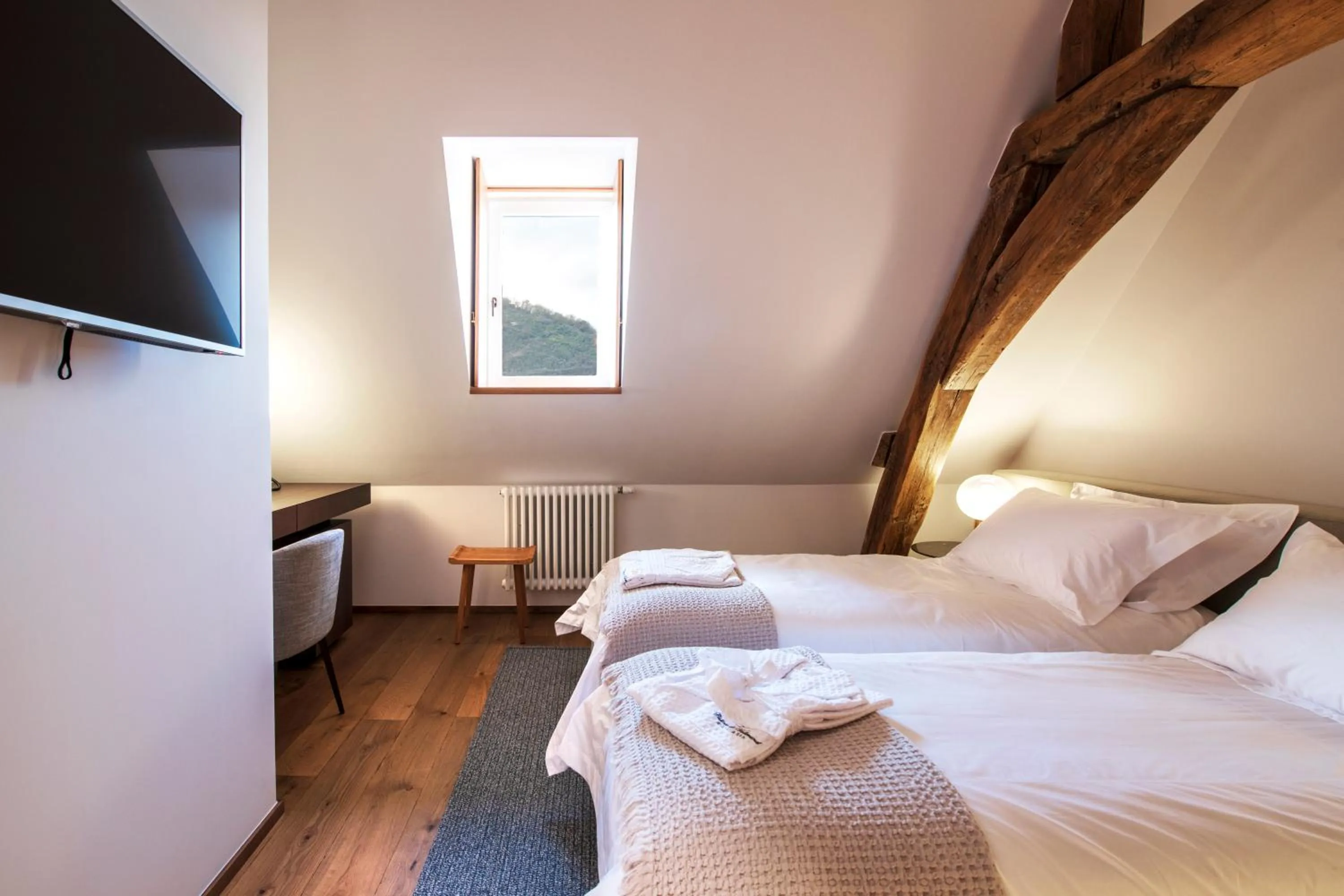 Bed in Chateau de Wallerand