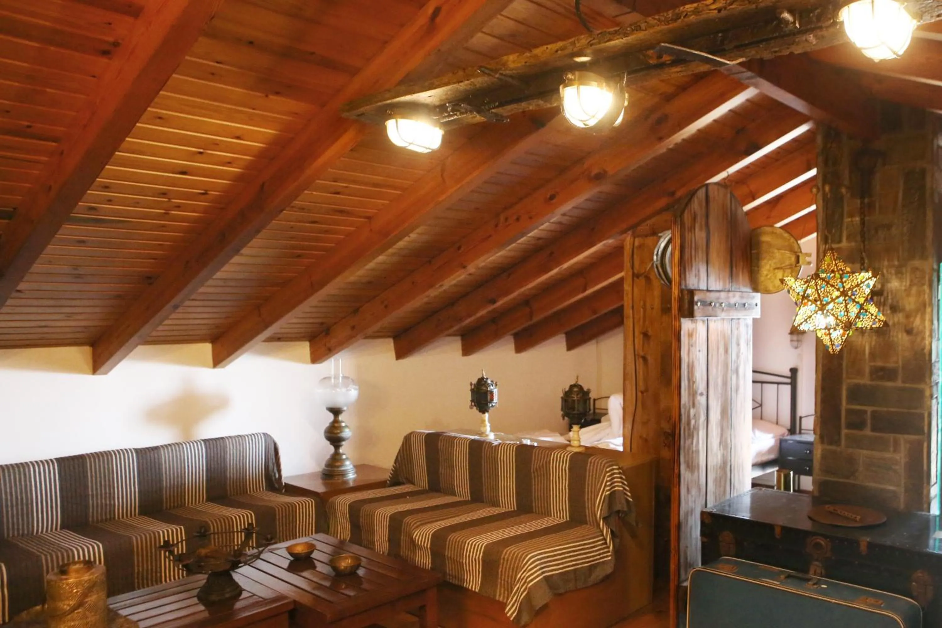 Living room in Captain Ikaros