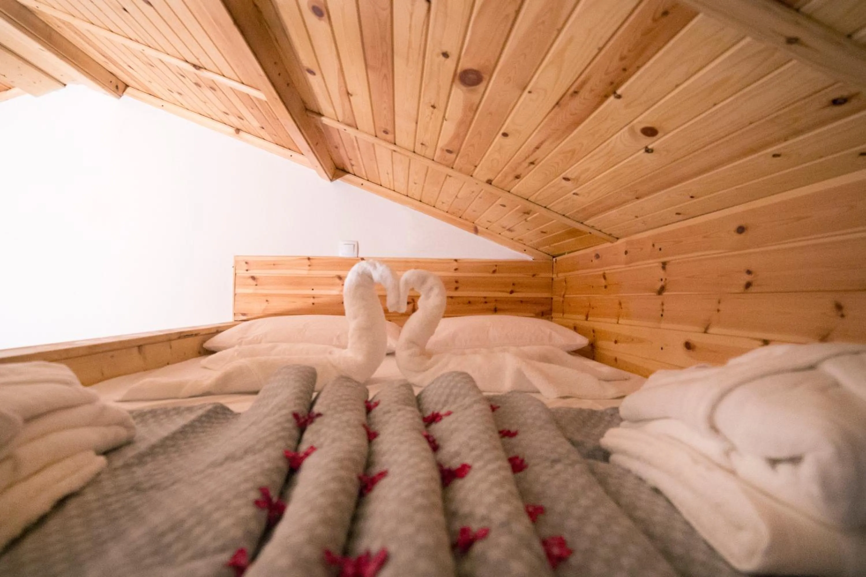 Bed in Captain Ikaros