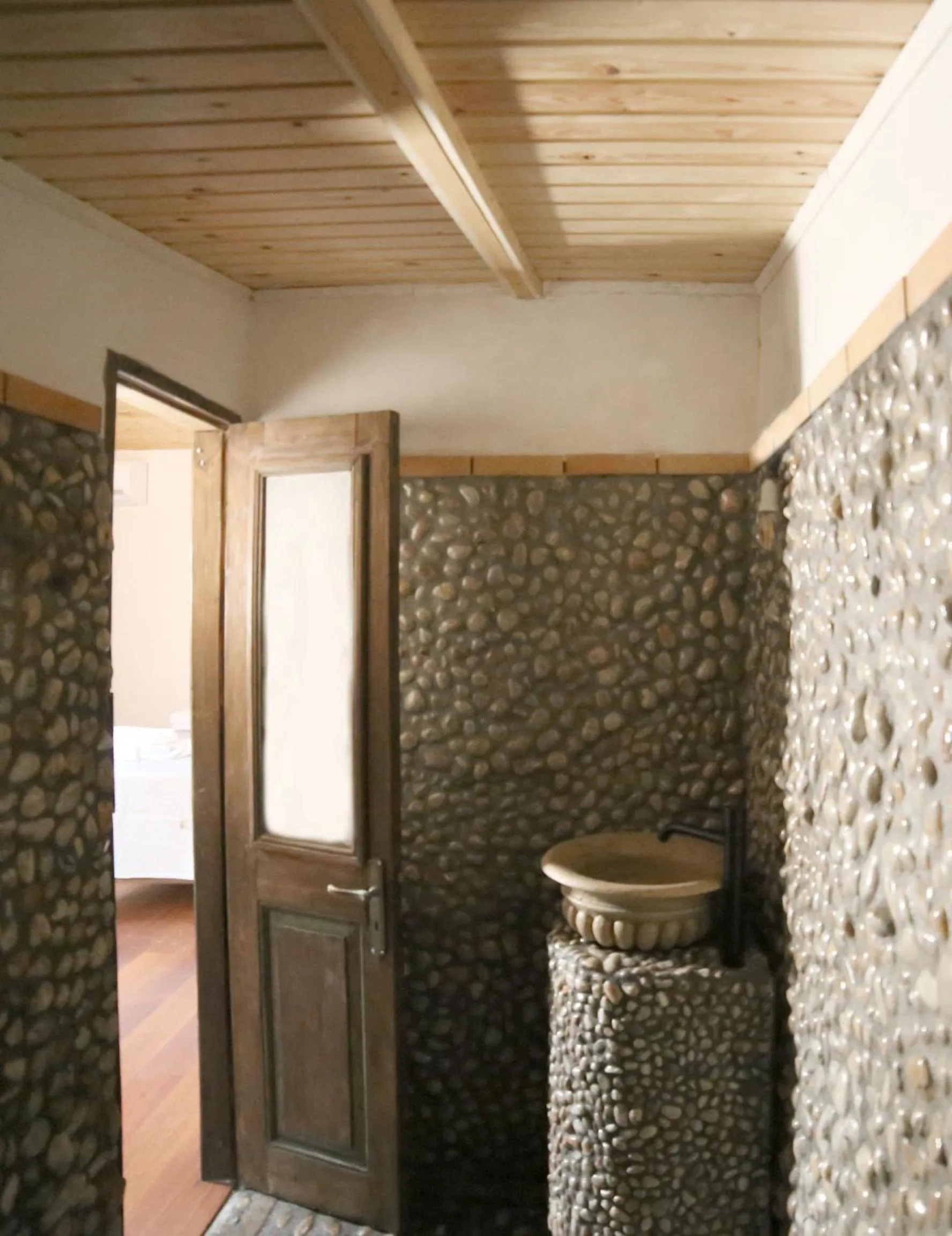 Bathroom in Captain Ikaros