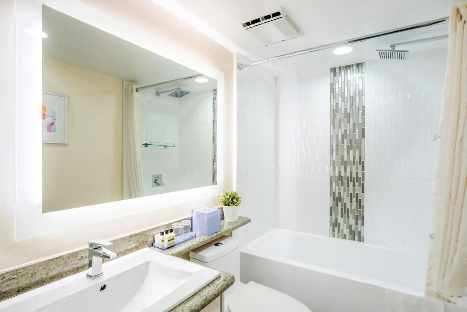 Deluxe Two Queen Beds in The Parker Hotel and Rooftop Deluxe Two Queen Beds in The Parker Hotel and Rooftop